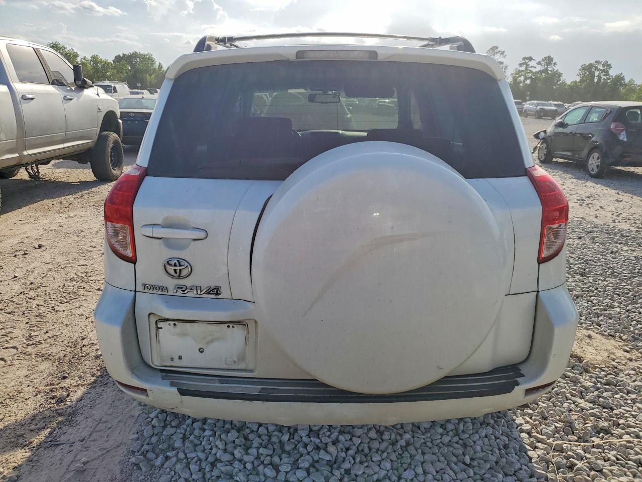 2008 Toyota Rav4 Limited White vin: JTMZK31V885020573