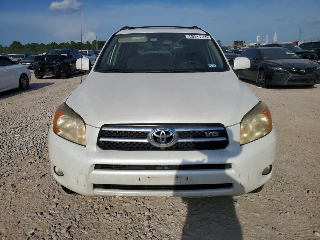 2008 Toyota Rav4 Limited White vin: JTMZK31V885020573