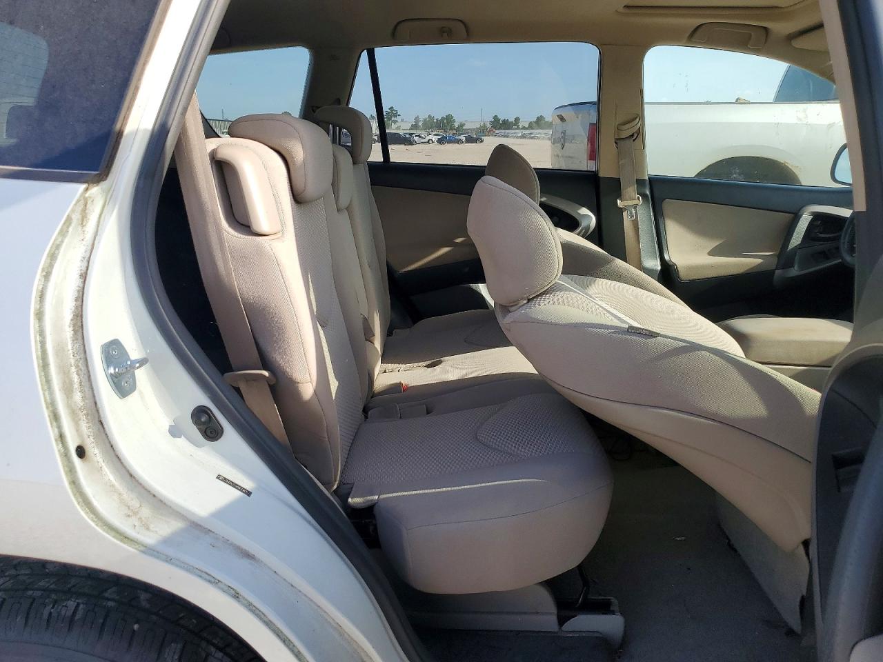 2008 Toyota Rav4 Limited White vin: JTMZK31V885020573
