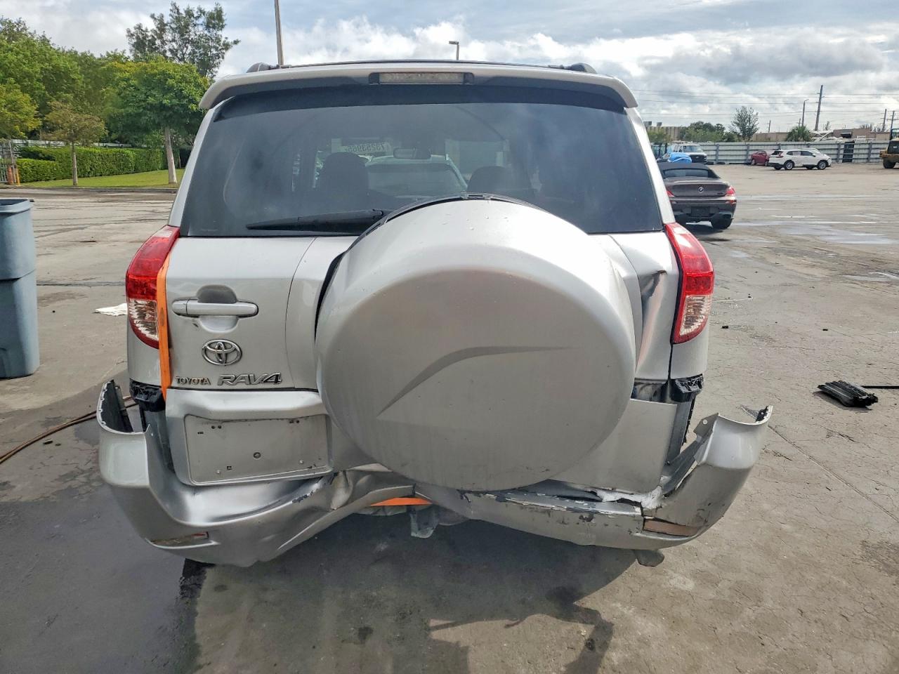 2008 Toyota Rav4 Limited Silver vin: JTMZK31V886010815