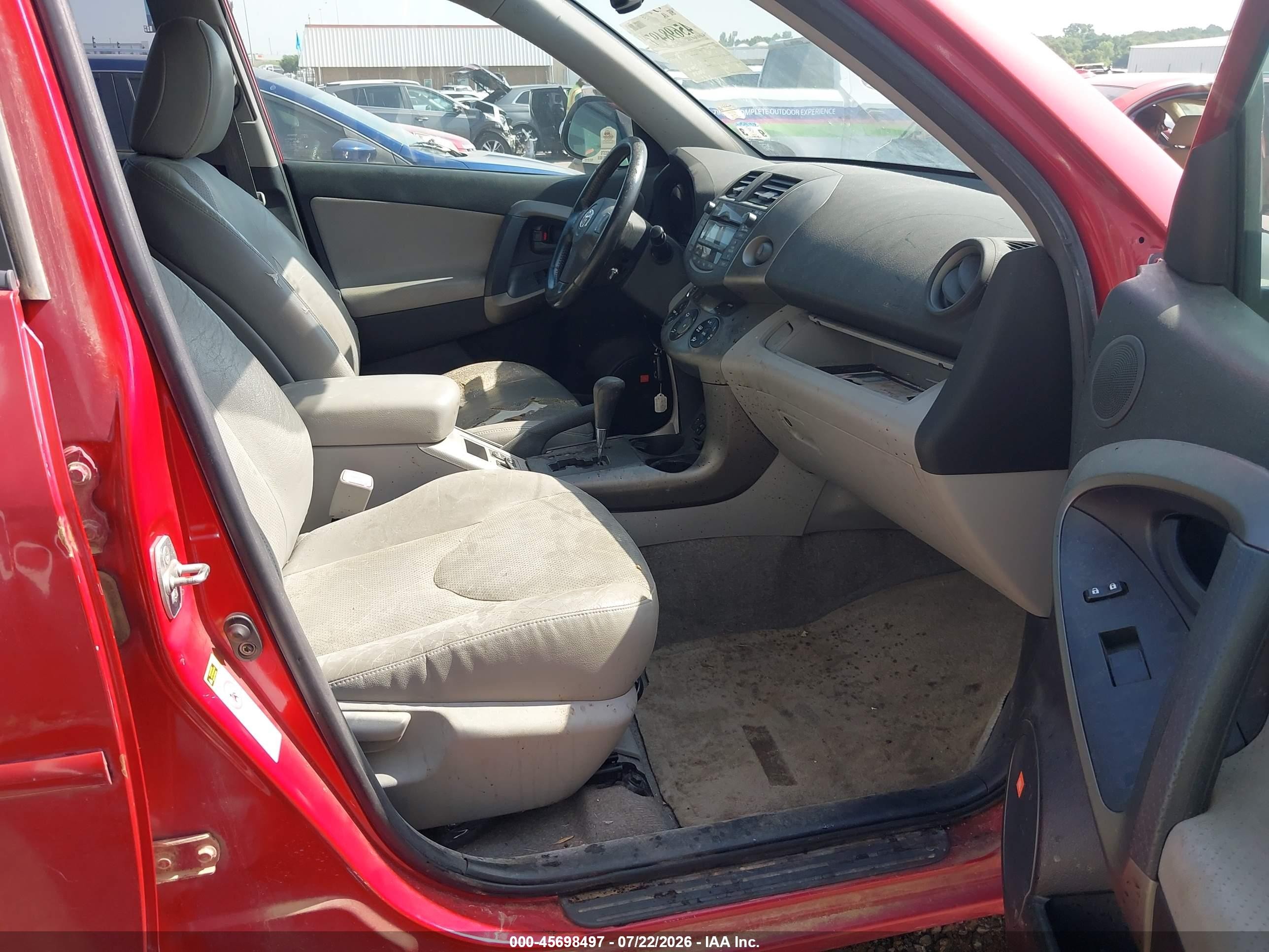 2009 Toyota Rav4 Limited V6 Red vin: JTMZK31V99D003112