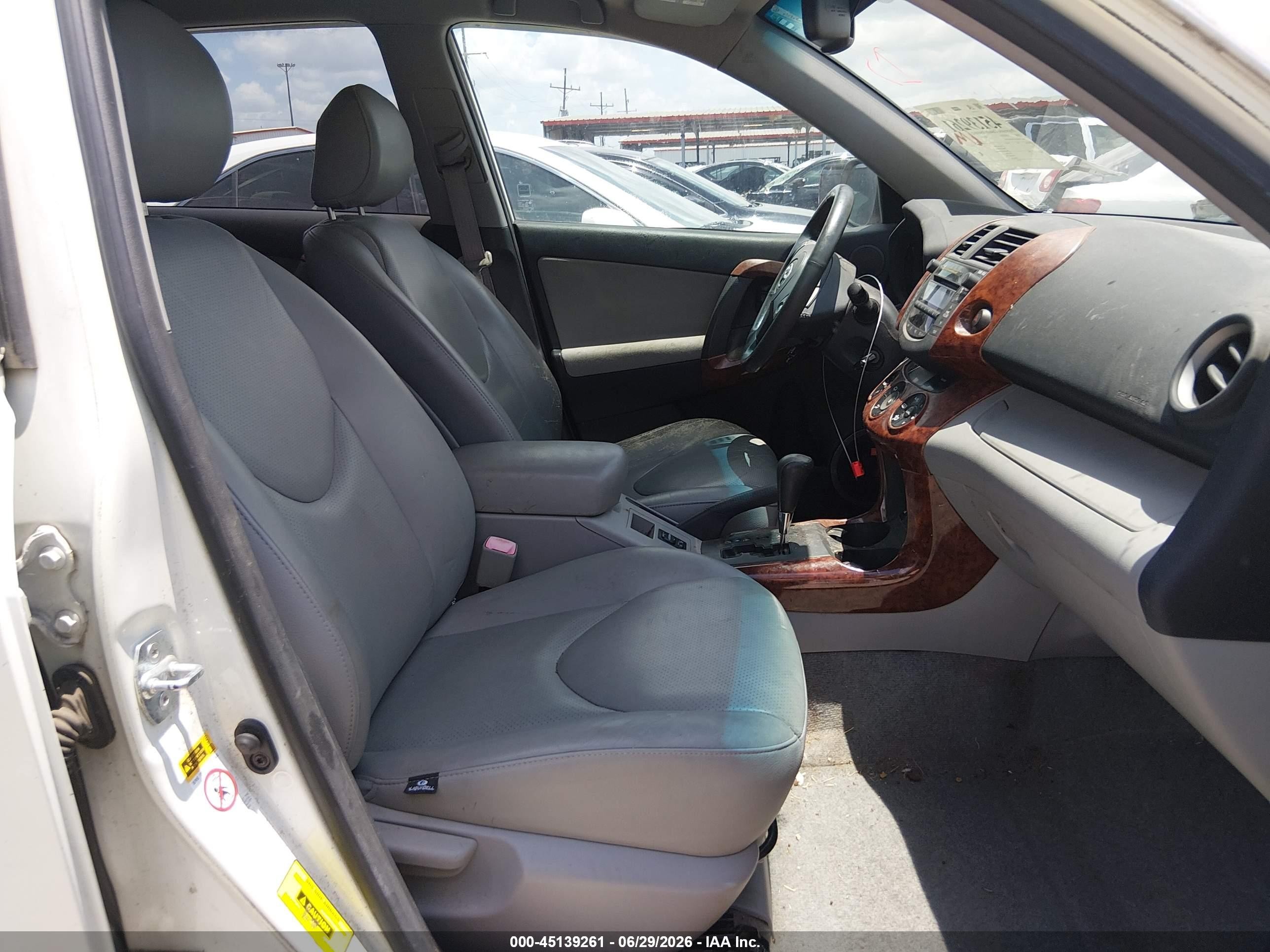 2008 Toyota Rav4 Limited V6 Белый vin: JTMZK31VX85020736
