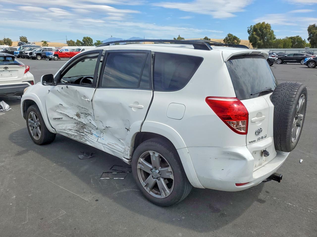 2008 Toyota Rav4 Sport White vin: JTMZK32V085020212