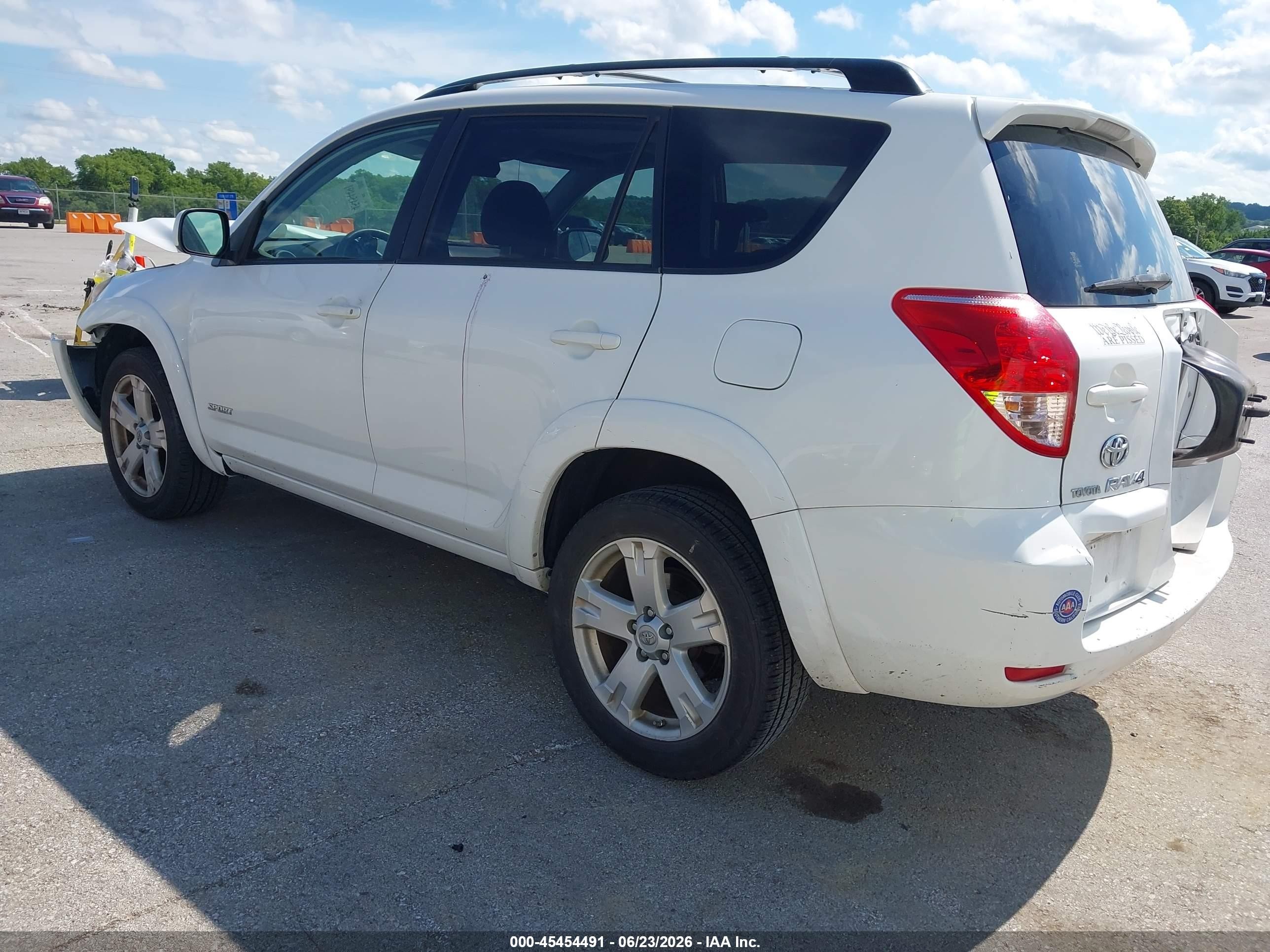 2007 Toyota Rav4 Sport White vin: JTMZK32V975010812