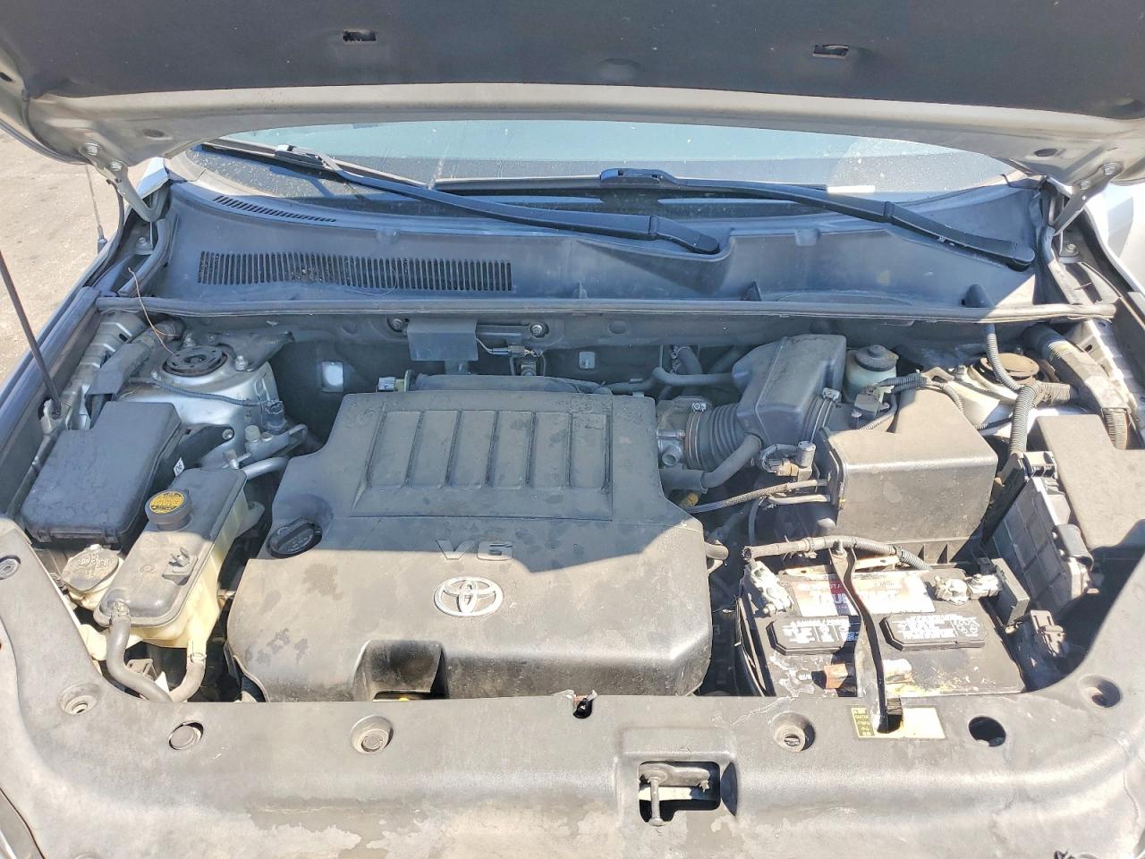 2006 Toyota Rav4 Base Silver vin: JTMZK33V065004815