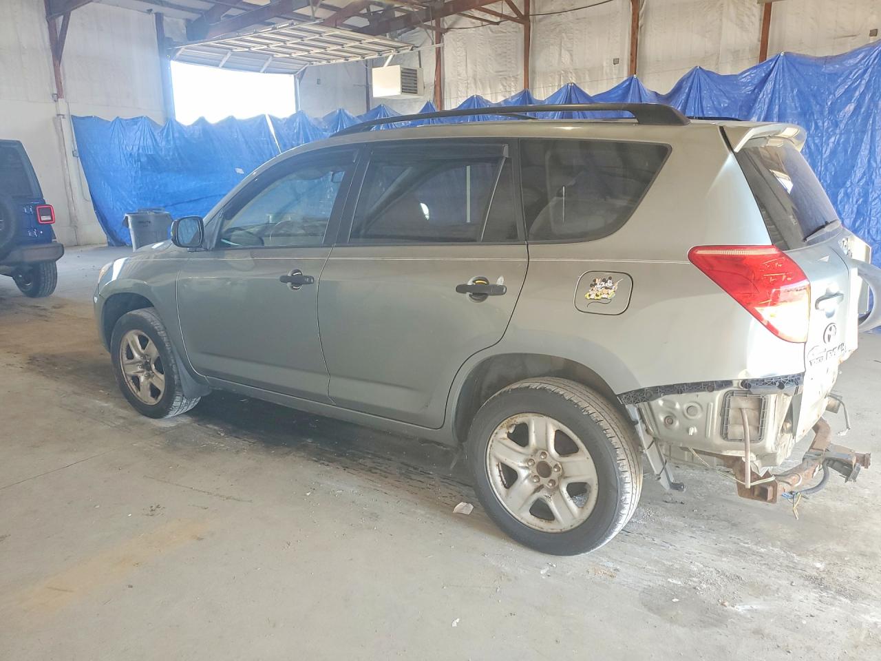 2007 Toyota Rav4 Base Gray vin: JTMZK33V076004647