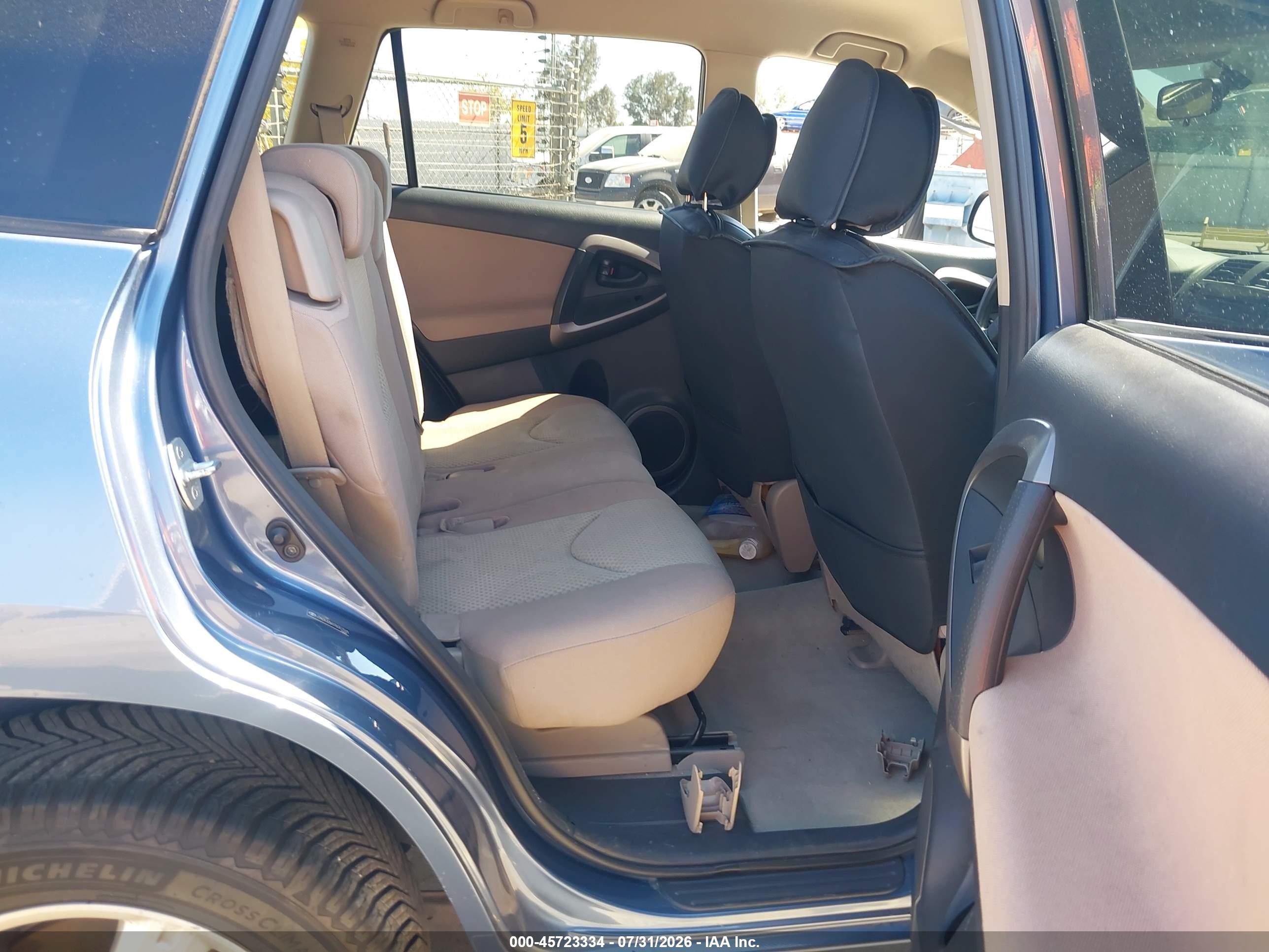 2007 Toyota Rav4 Base V6 (a5) Blue vin: JTMZK33V076007595