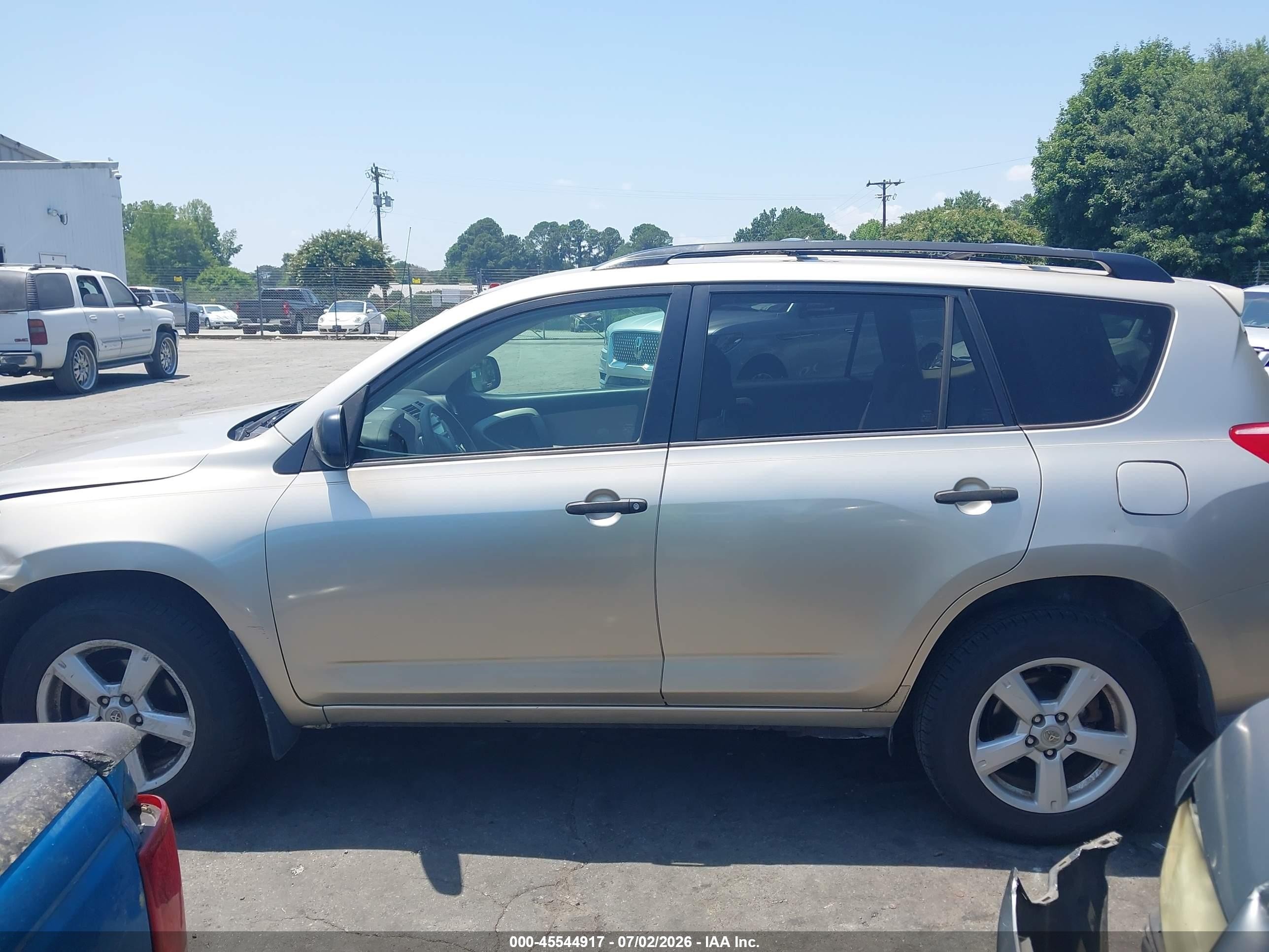 2008 Toyota Rav4 Base V6 Silver vin: JTMZK33V186012466