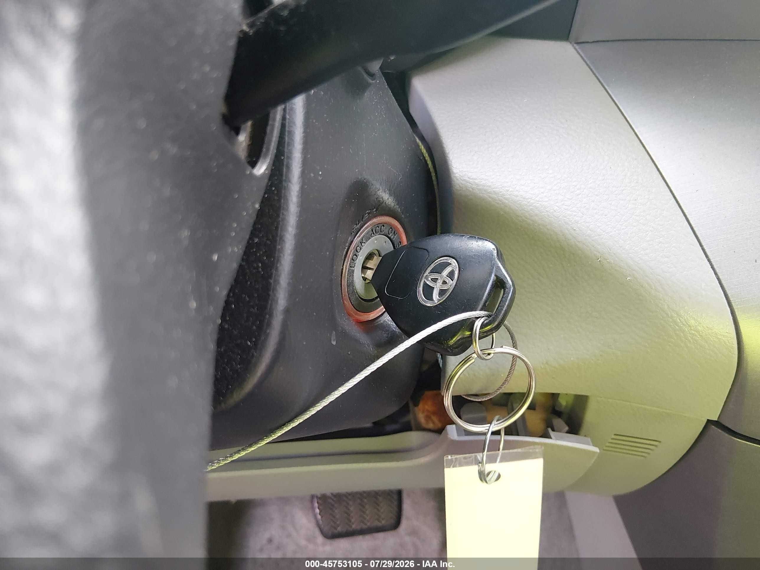 2008 Toyota Rav4 Base V6 Красный vin: JTMZK33V186012872