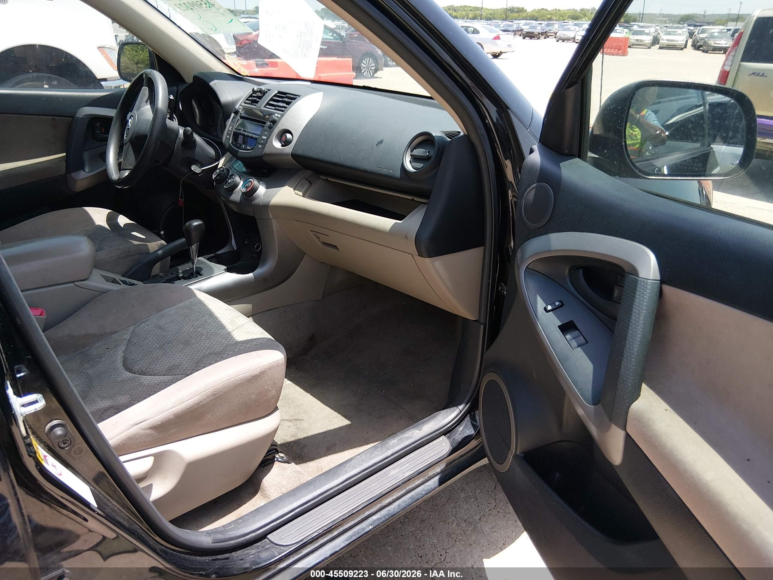 2008 Toyota Rav4 Base V6 Black vin: JTMZK33V386013375