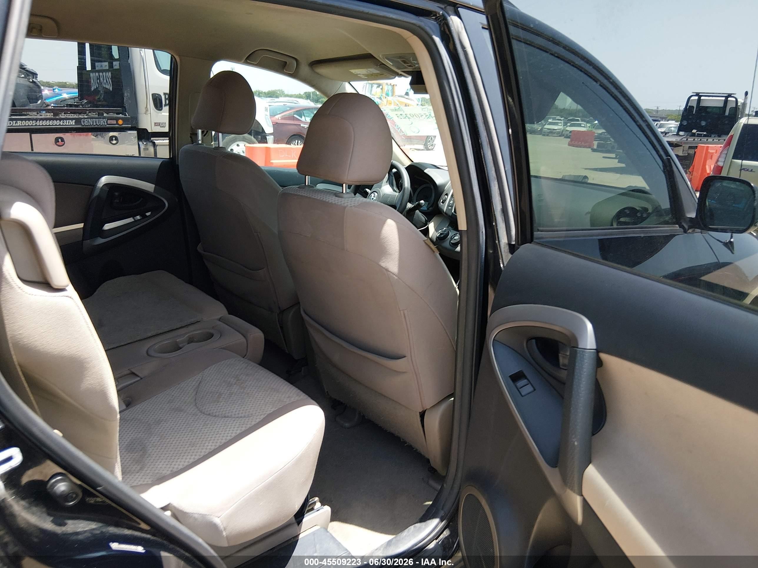 2008 Toyota Rav4 Base V6 Black vin: JTMZK33V386013375