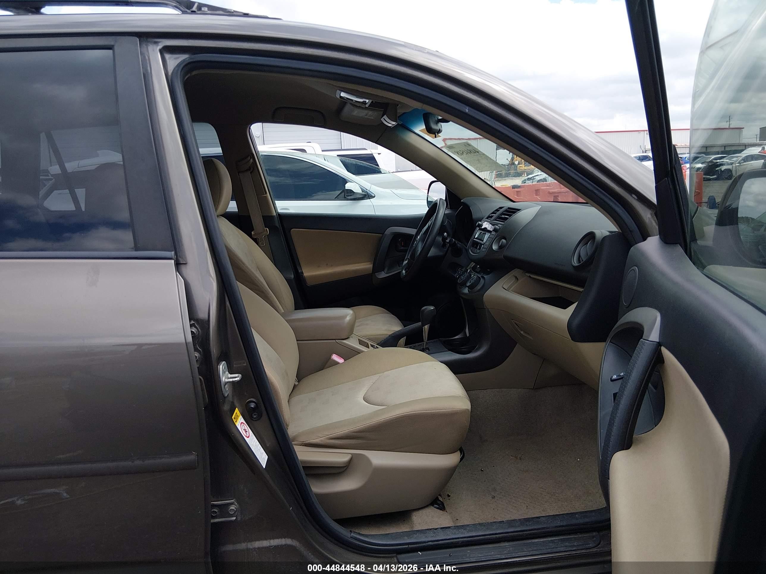 2009 Toyota Rav4 Base V6 Brown vin: JTMZK33V49D001801