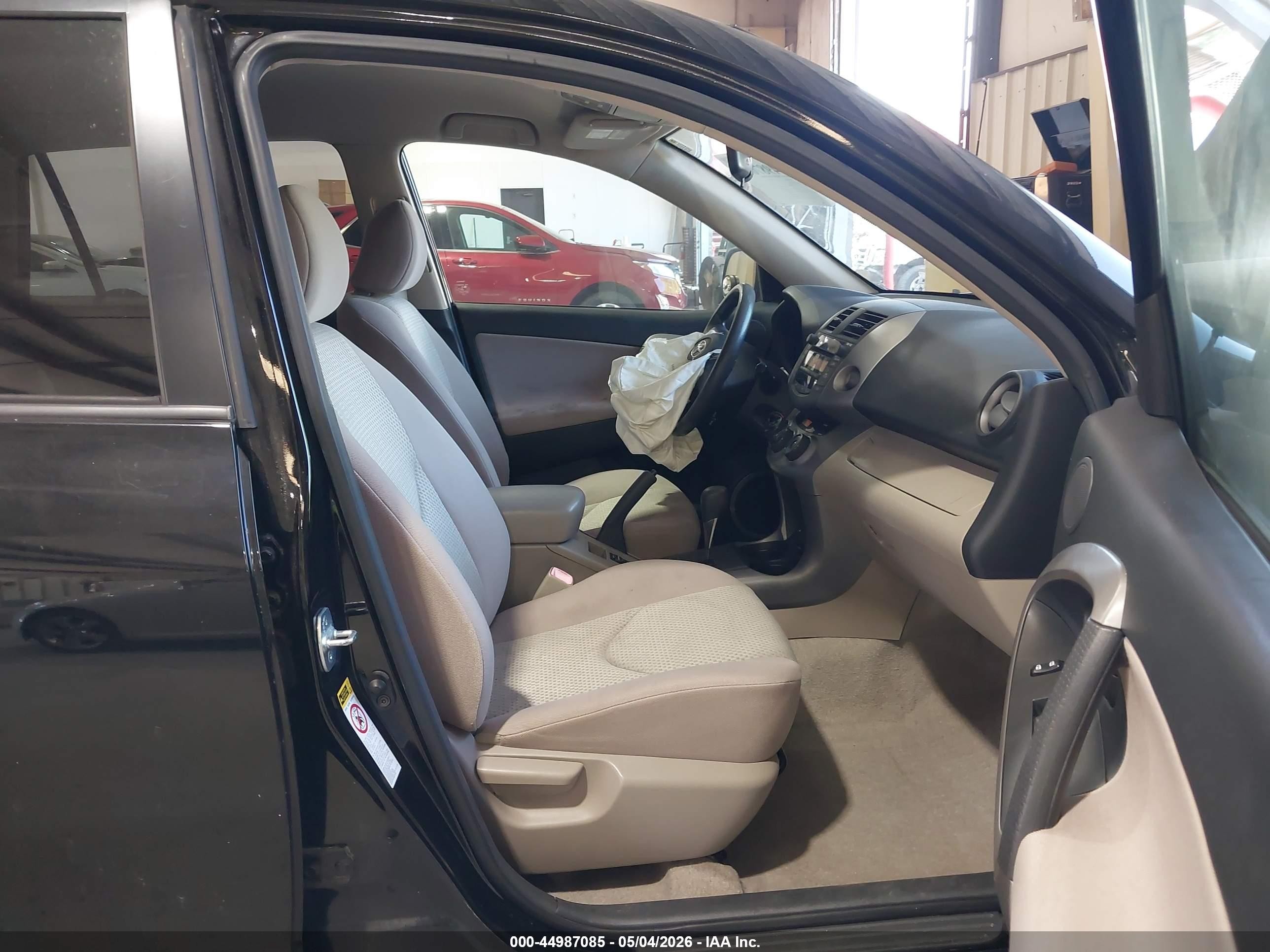 2008 Toyota Rav4 Base V6 Black vin: JTMZK33V586011367
