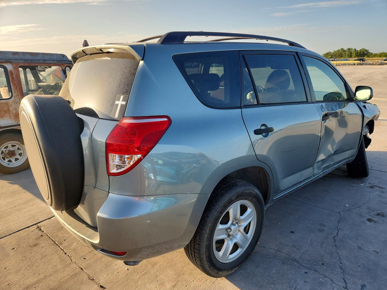 2008 Toyota Rav4 Base Gray vin: JTMZK33V586014527