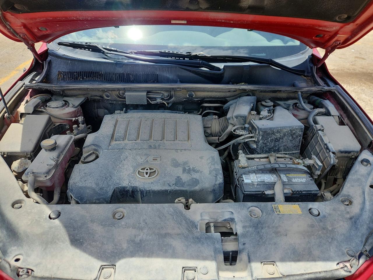 2008 Toyota Rav4 Base Red vin: JTMZK33V686012849