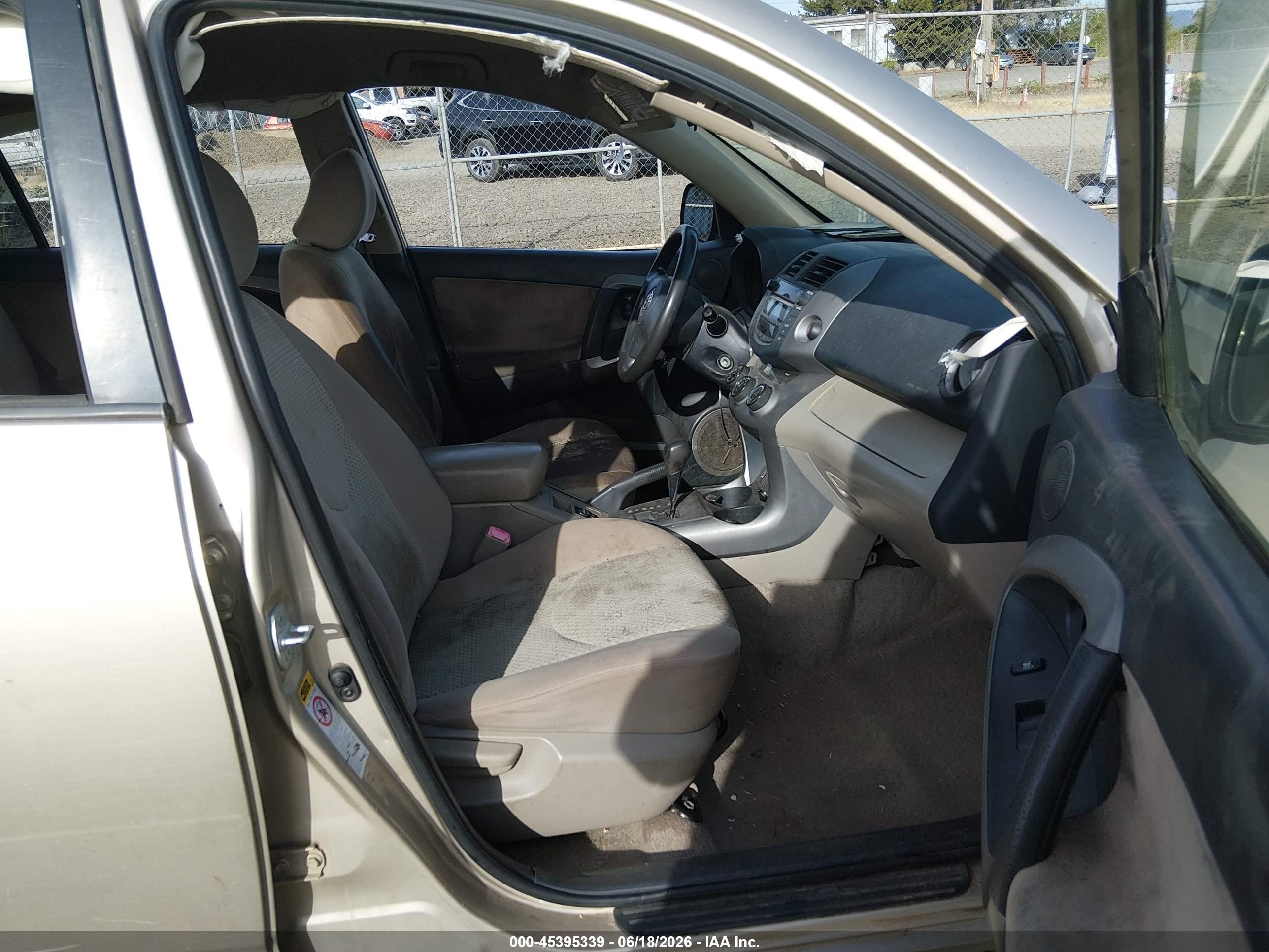 2007 Toyota Rav4 Base V6 (a5) Gold vin: JTMZK33V776004452
