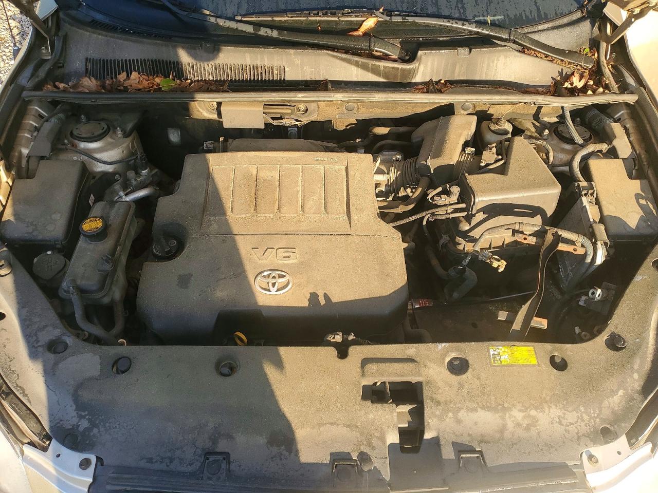 2008 Toyota Rav4 Base Бежевый vin: JTMZK33V786015940