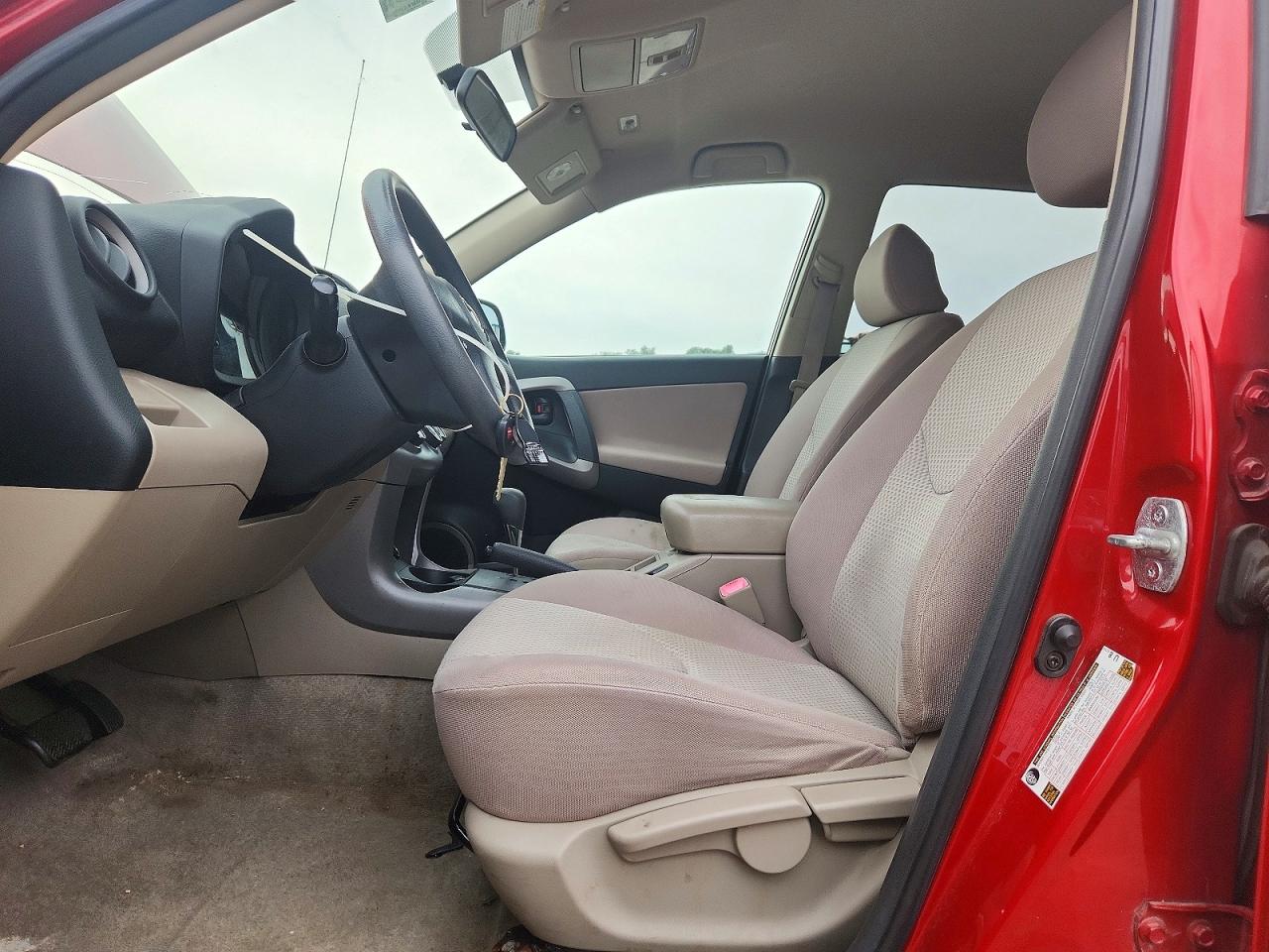 2006 Toyota Rav4 Base Red vin: JTMZK33V866001963