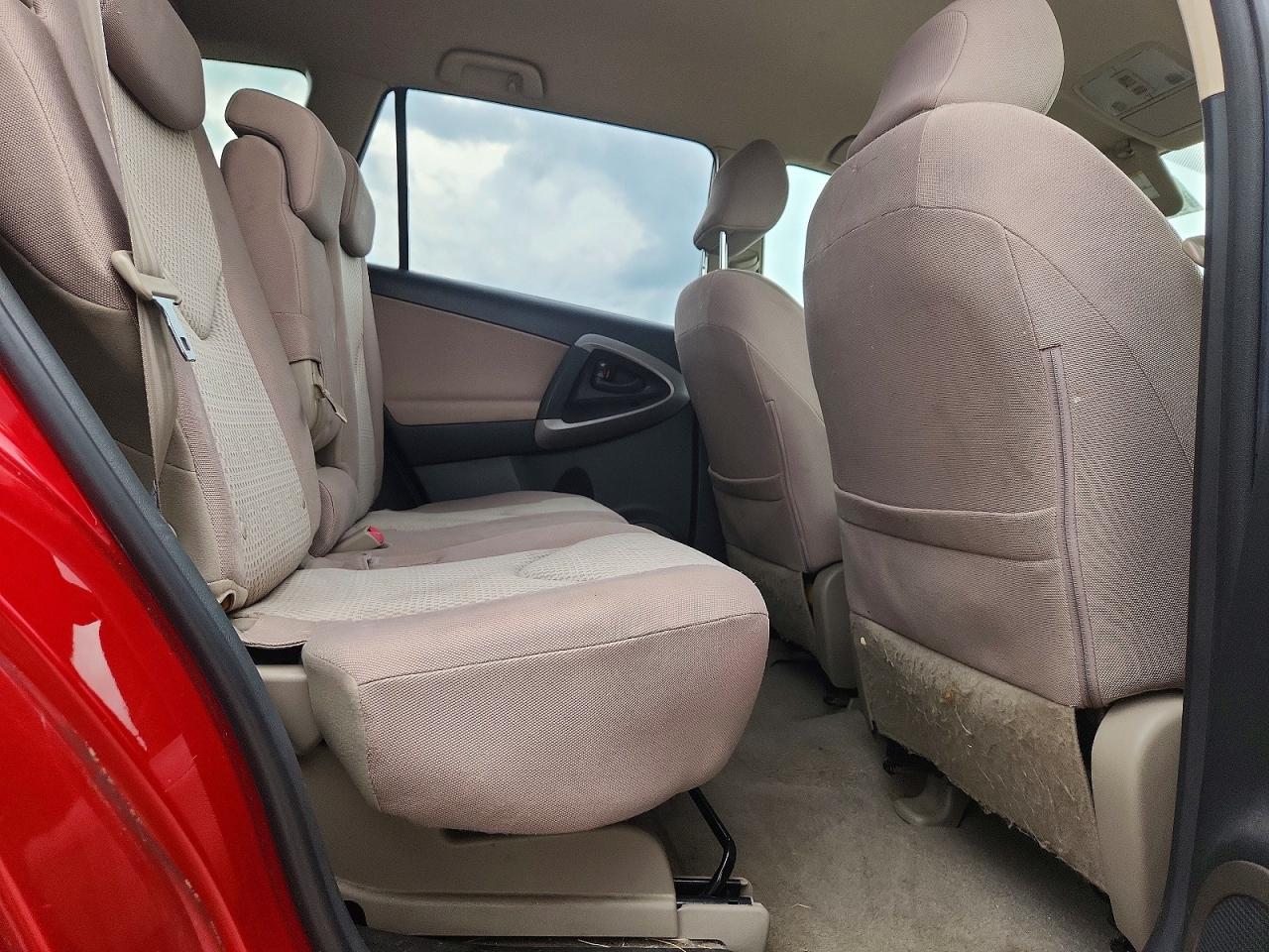 2006 Toyota Rav4 Base Red vin: JTMZK33V866001963