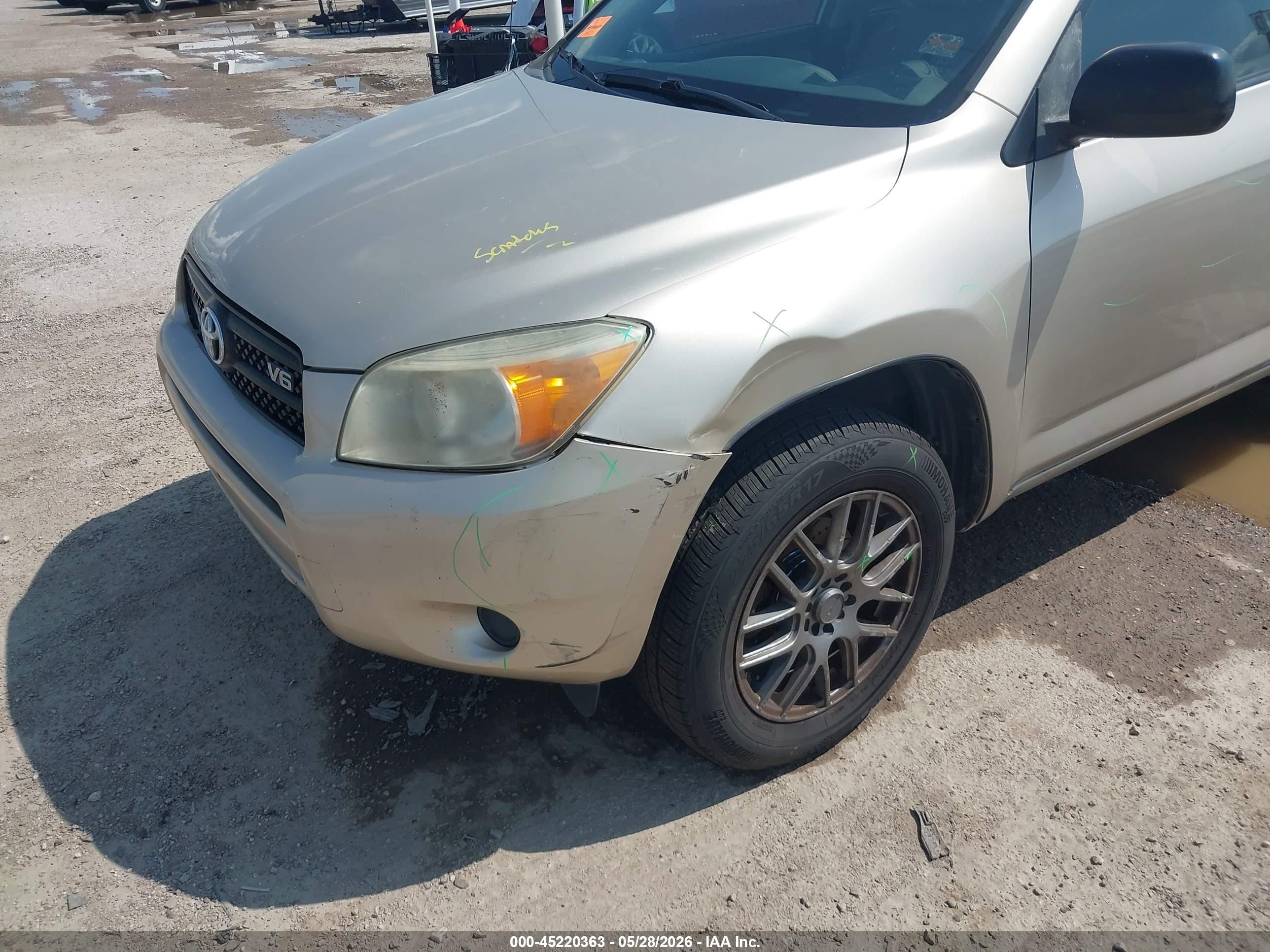 2008 Toyota Rav4 Base V6 Gold vin: JTMZK33V885019145