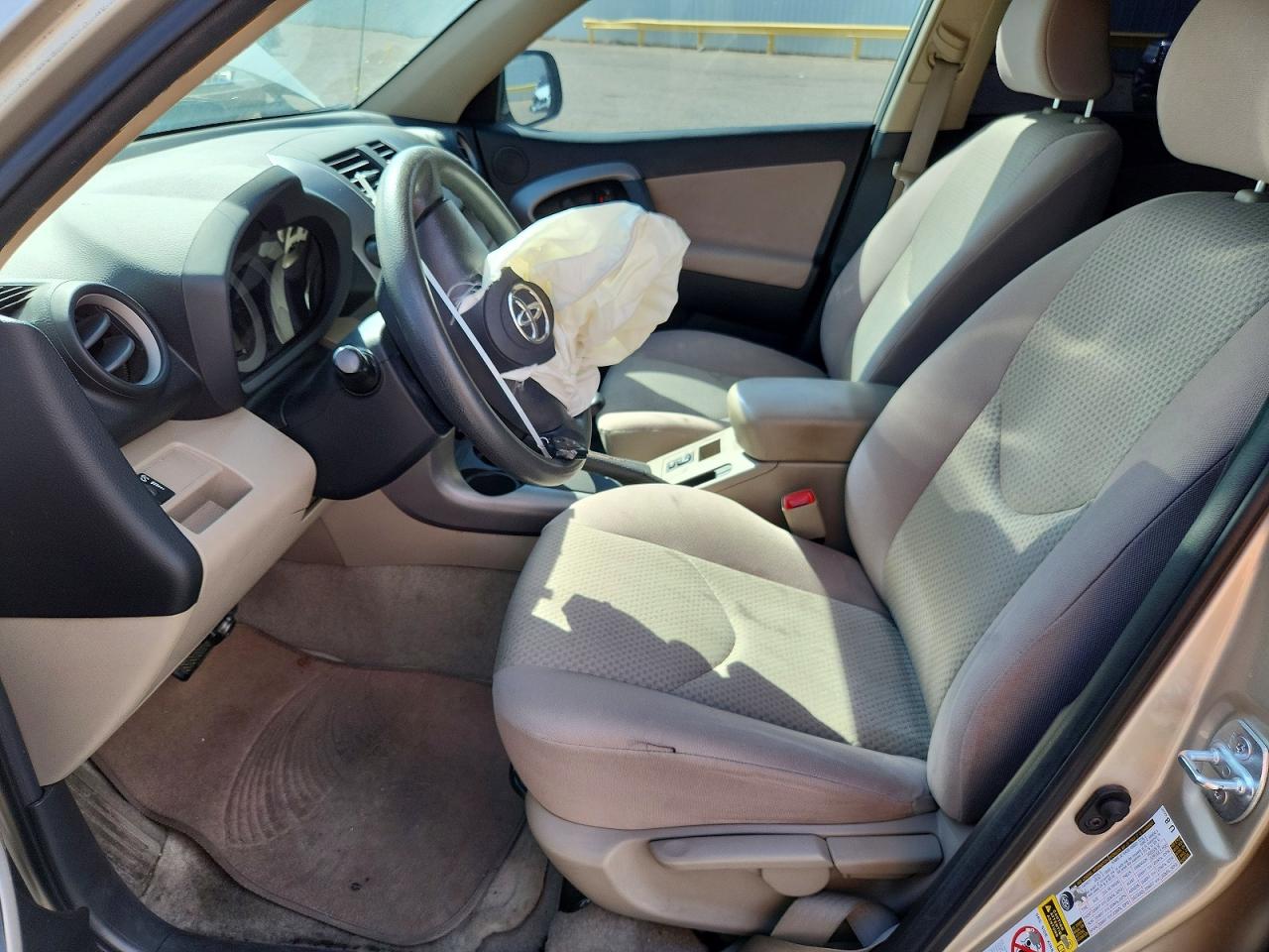 2007 Toyota Rav4 Base Tan vin: JTMZK33V976005117