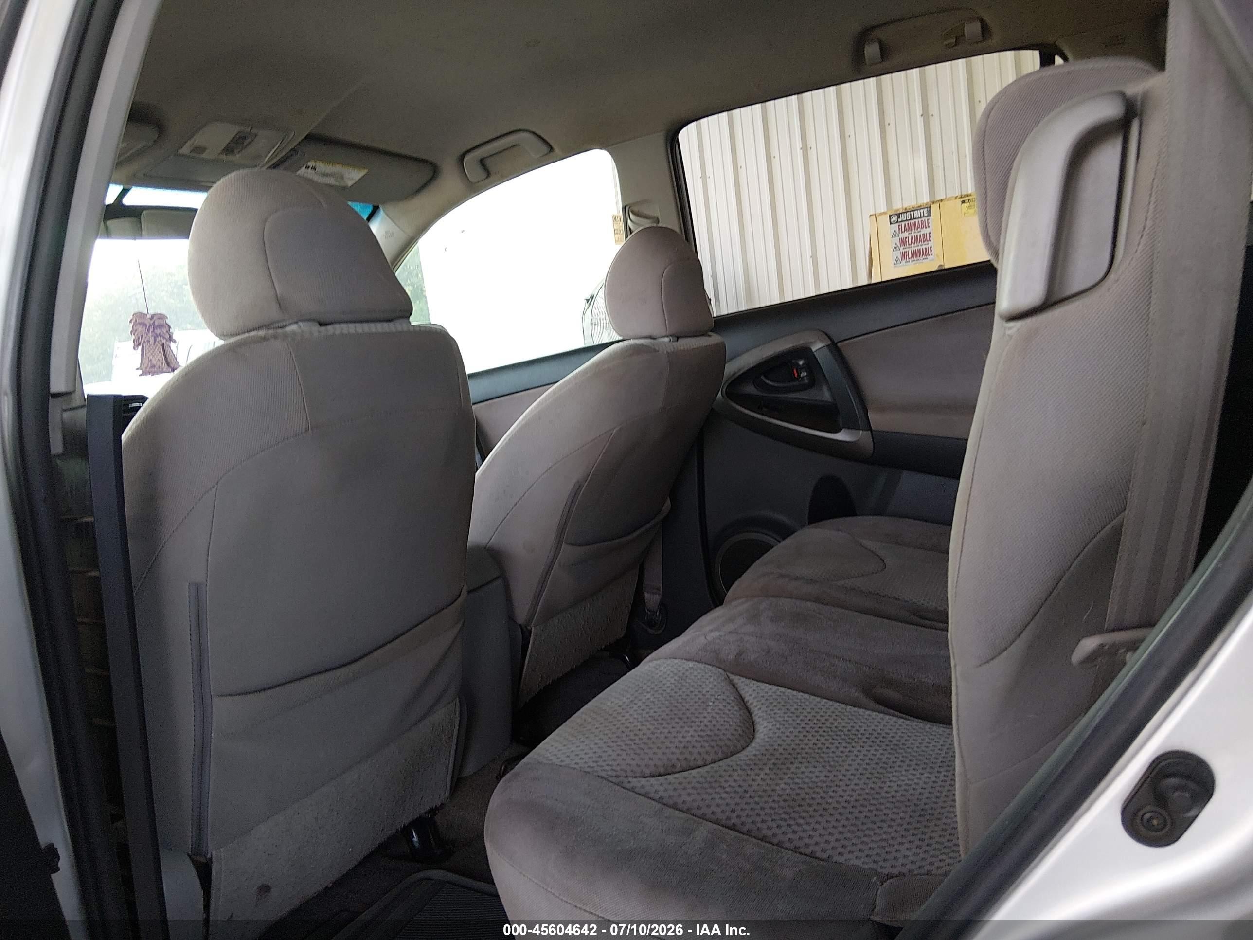 2008 Toyota Rav4 Base V6 Gray vin: JTMZK33V985020143