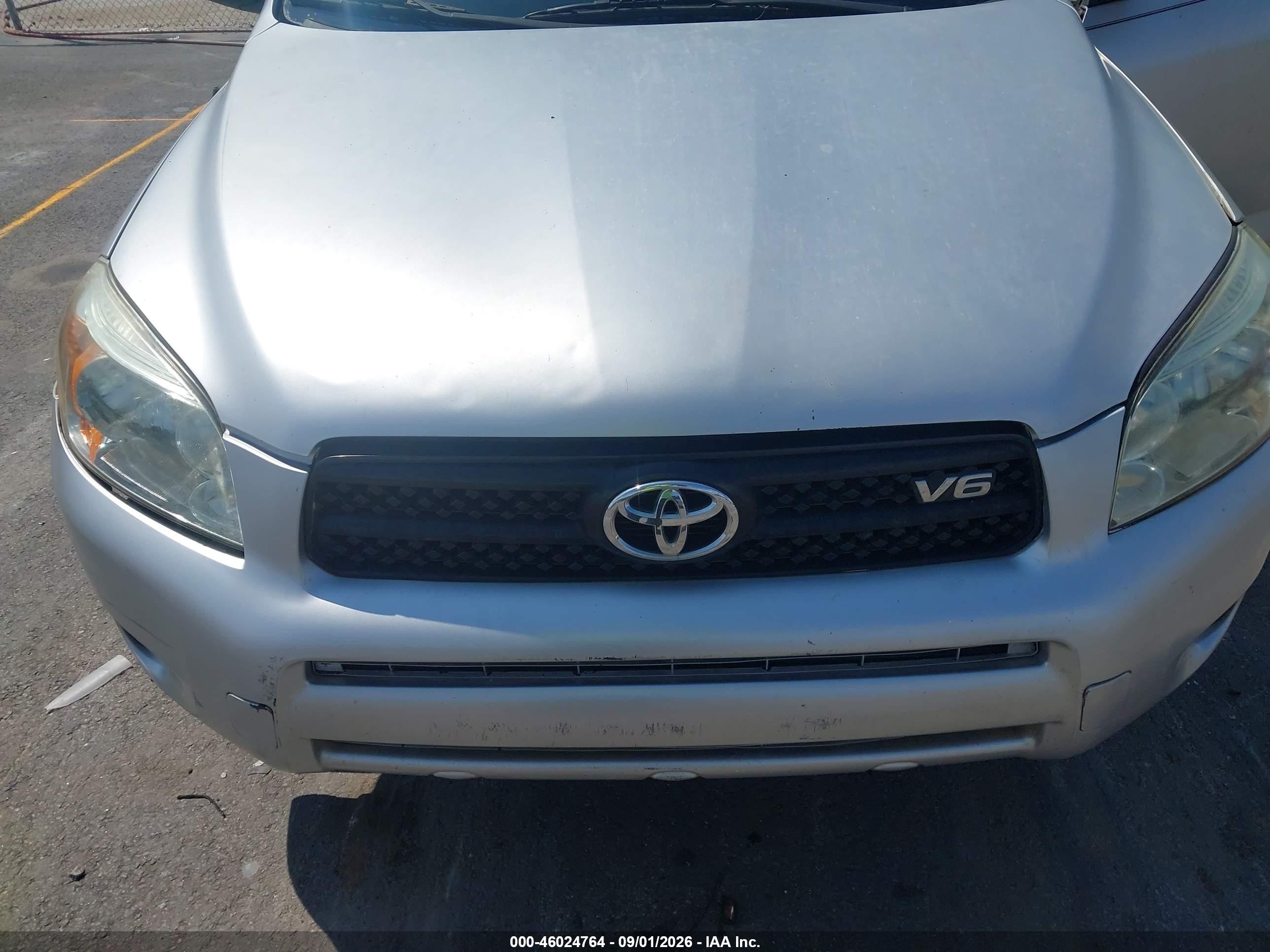 2008 Toyota Rav4 Base V6 Gray vin: JTMZK33V985020143