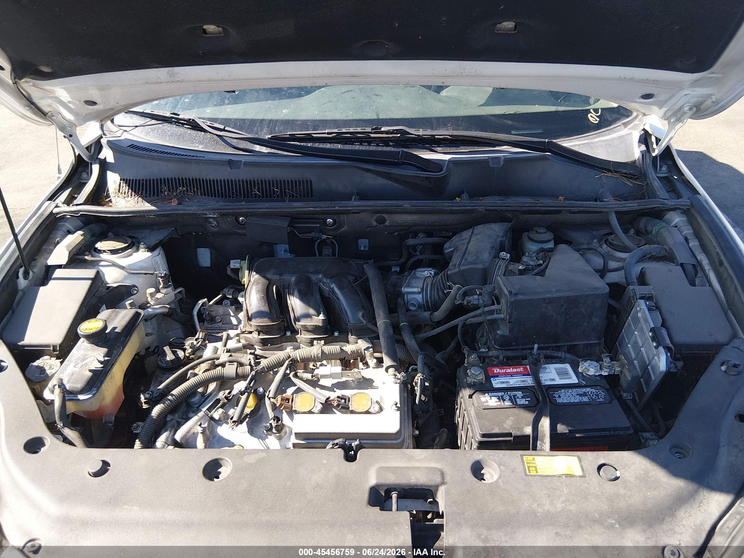 2008 Toyota Rav4 Base V6 White vin: JTMZK33VX85016957