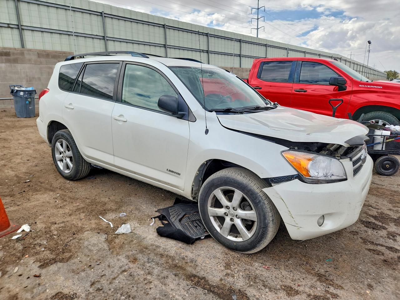 2008 Toyota Rav4 Limited White vin: JTMZK34V385018709