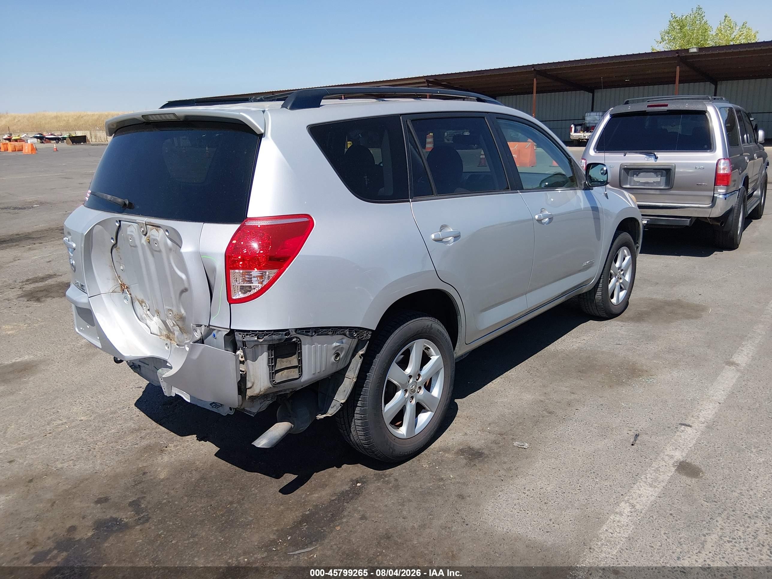 2007 Toyota Rav4 Limited Silver vin: JTMZK34V575007595