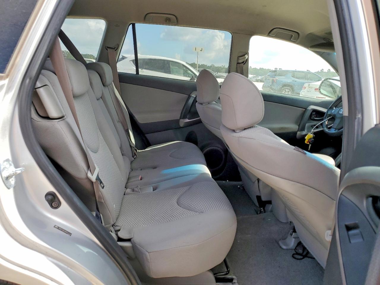 2008 Toyota Rav4 Limited Silver vin: JTMZK34VX85021753