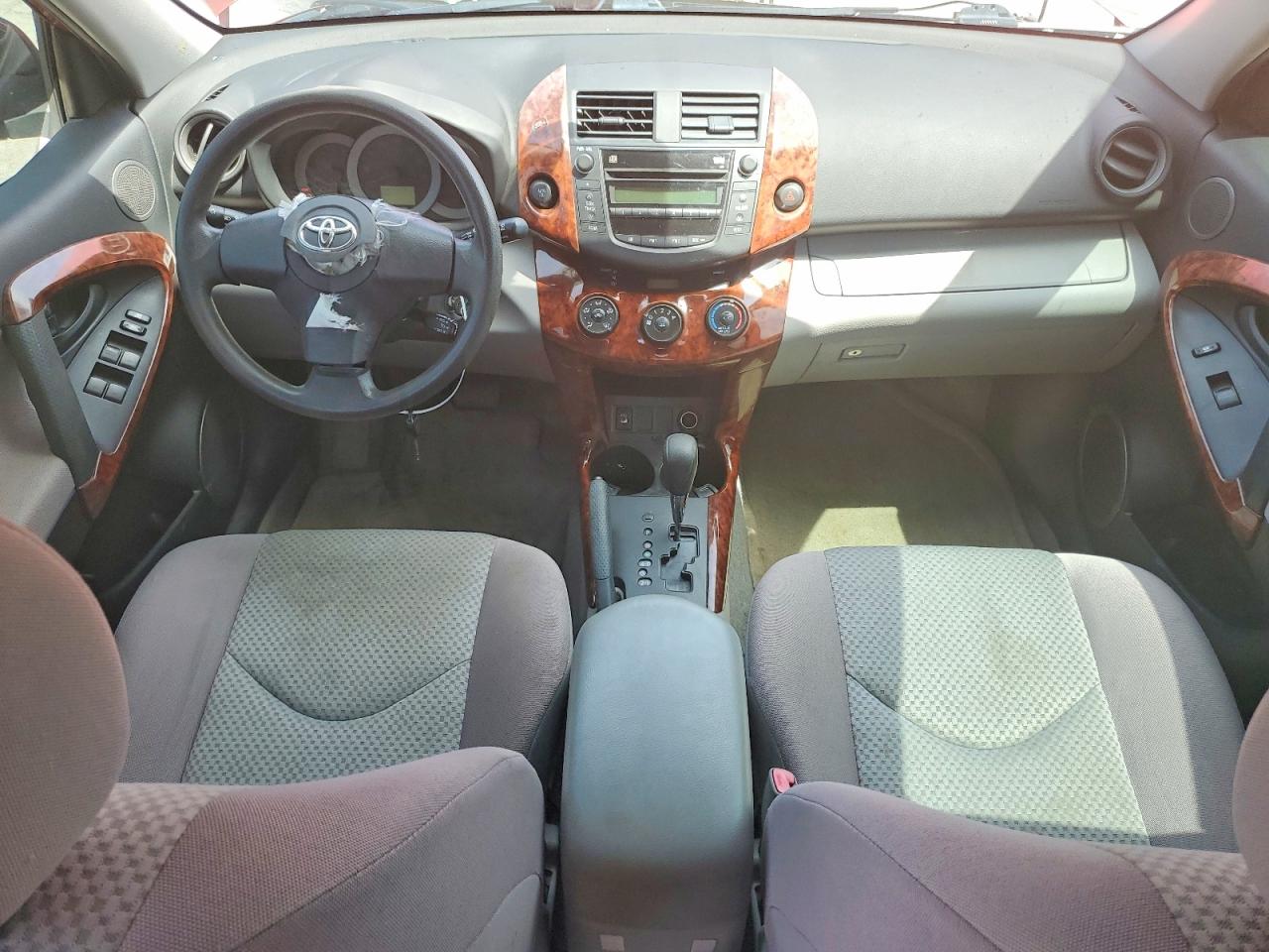 2006 Toyota Rav4 Base Красный vin: JTMZK35V565005150