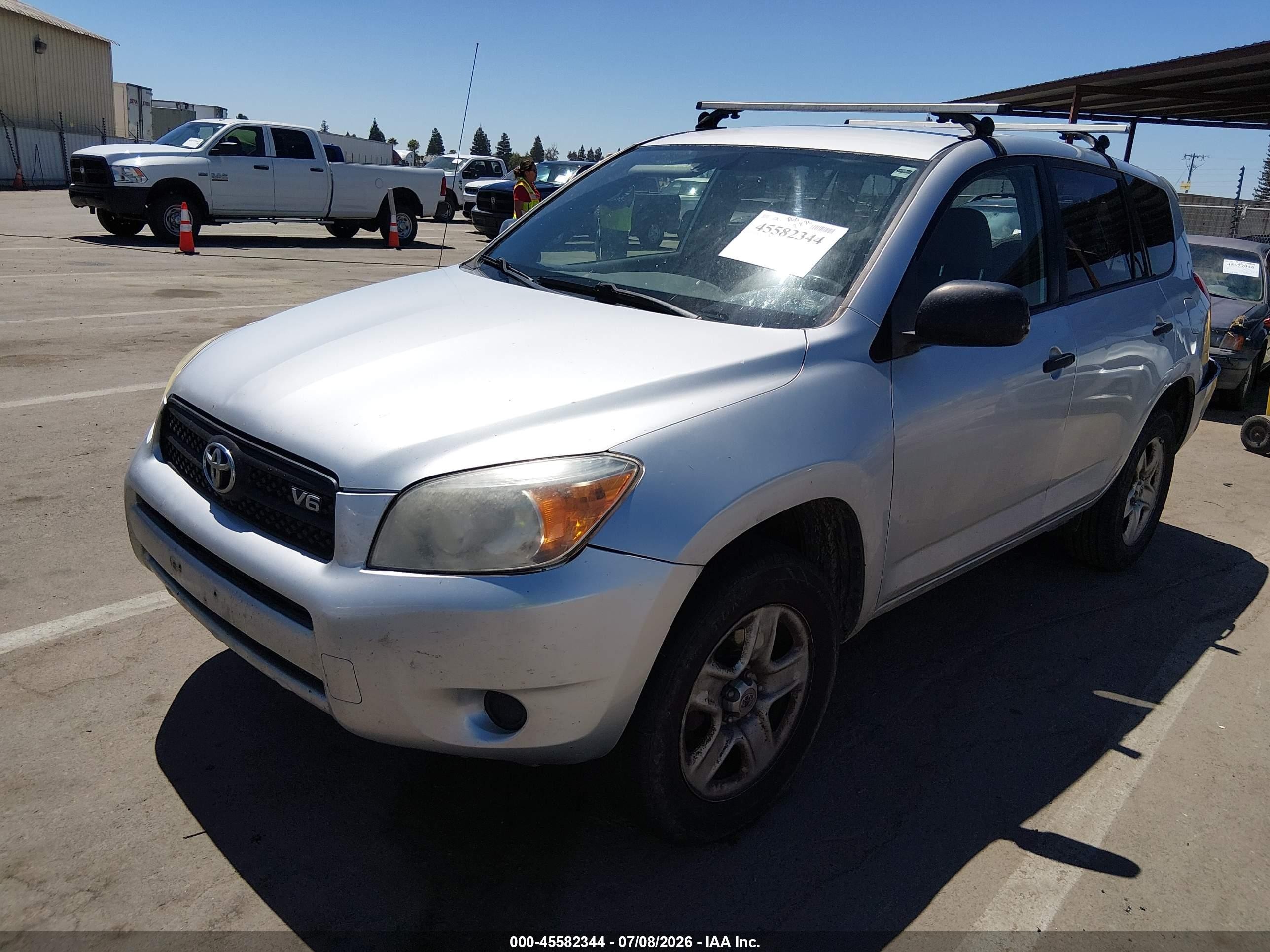 2008 Toyota Rav4 Base V6 Silver vin: JTMZK35V685018878