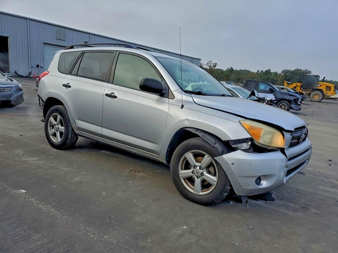 2008 Toyota Rav 4 Silver vin: JTMZK35V885022916
