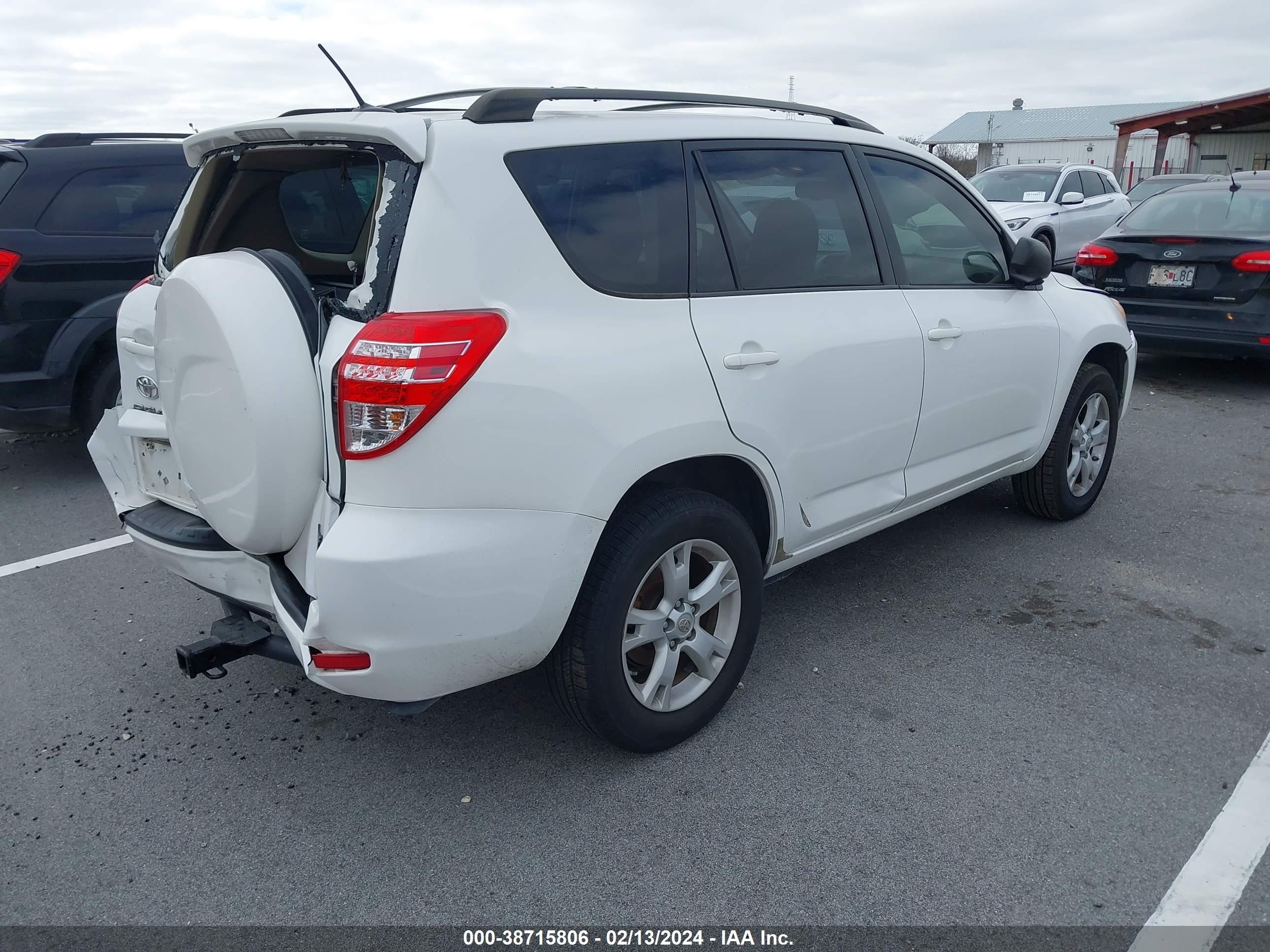 2012 Toyota Rav4 Base V6 White vin: JTMZK4DV0CD005078