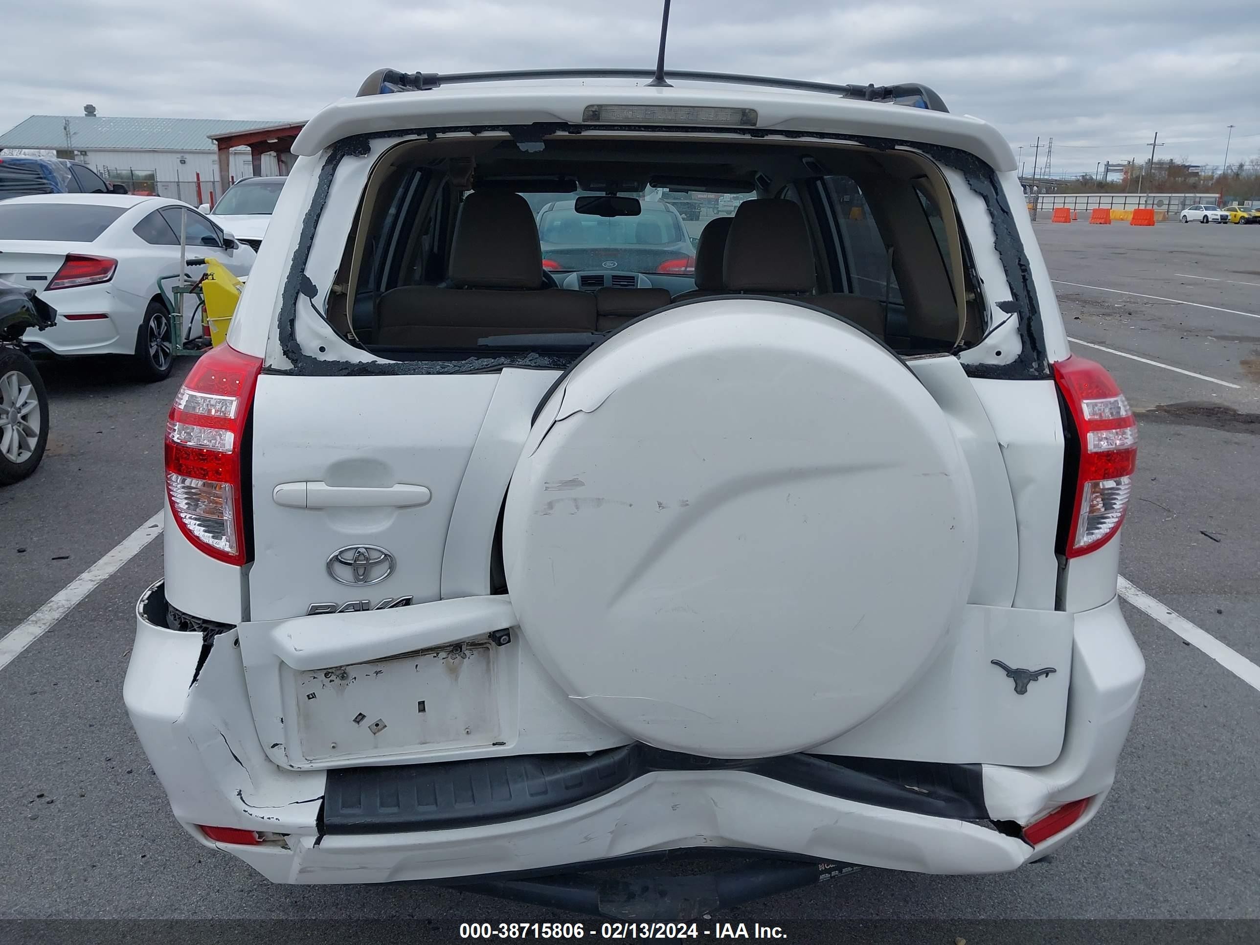 2012 Toyota Rav4 Base V6 White vin: JTMZK4DV0CD005078