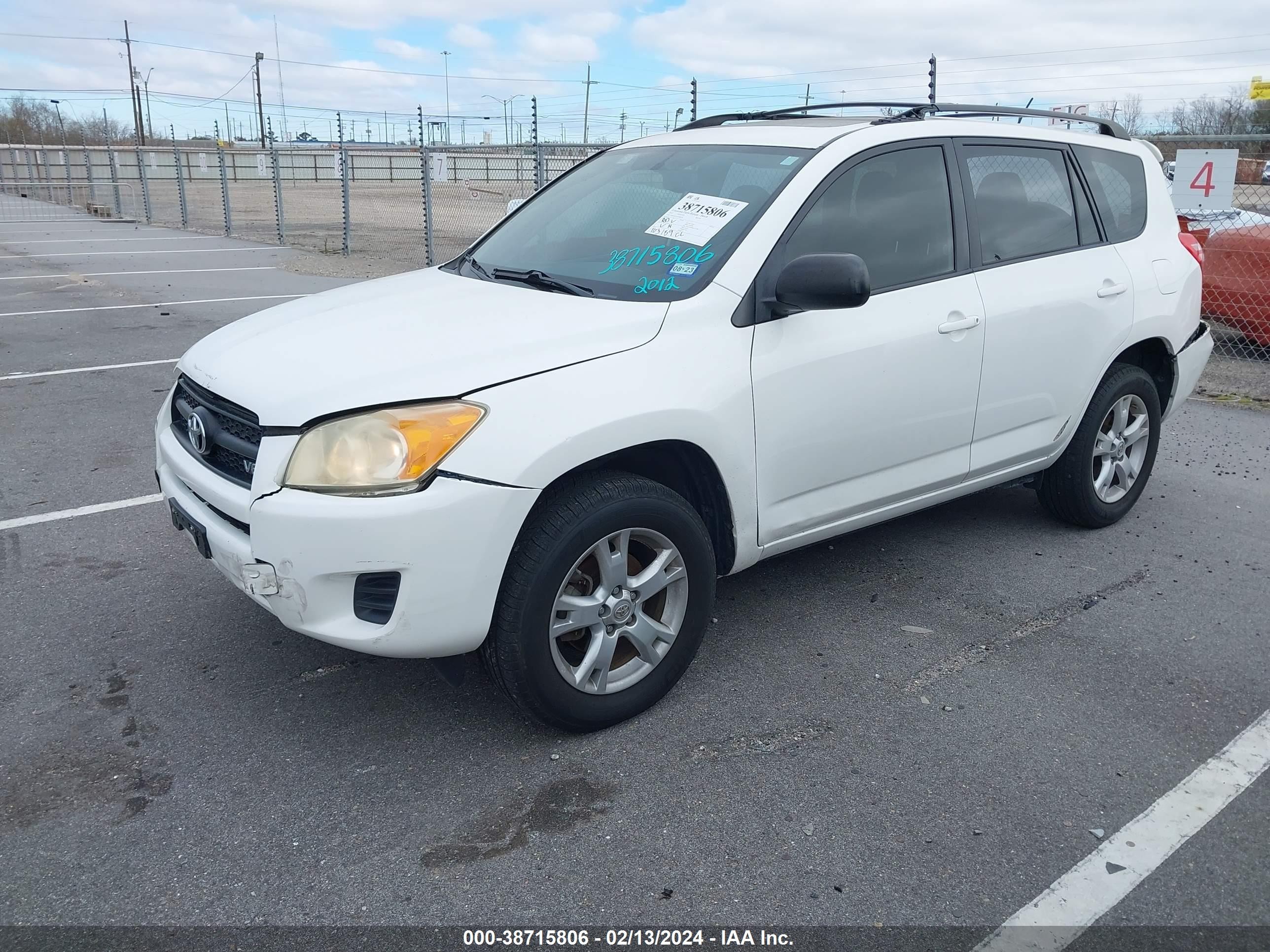 2012 Toyota Rav4 Base V6 White vin: JTMZK4DV0CD005078
