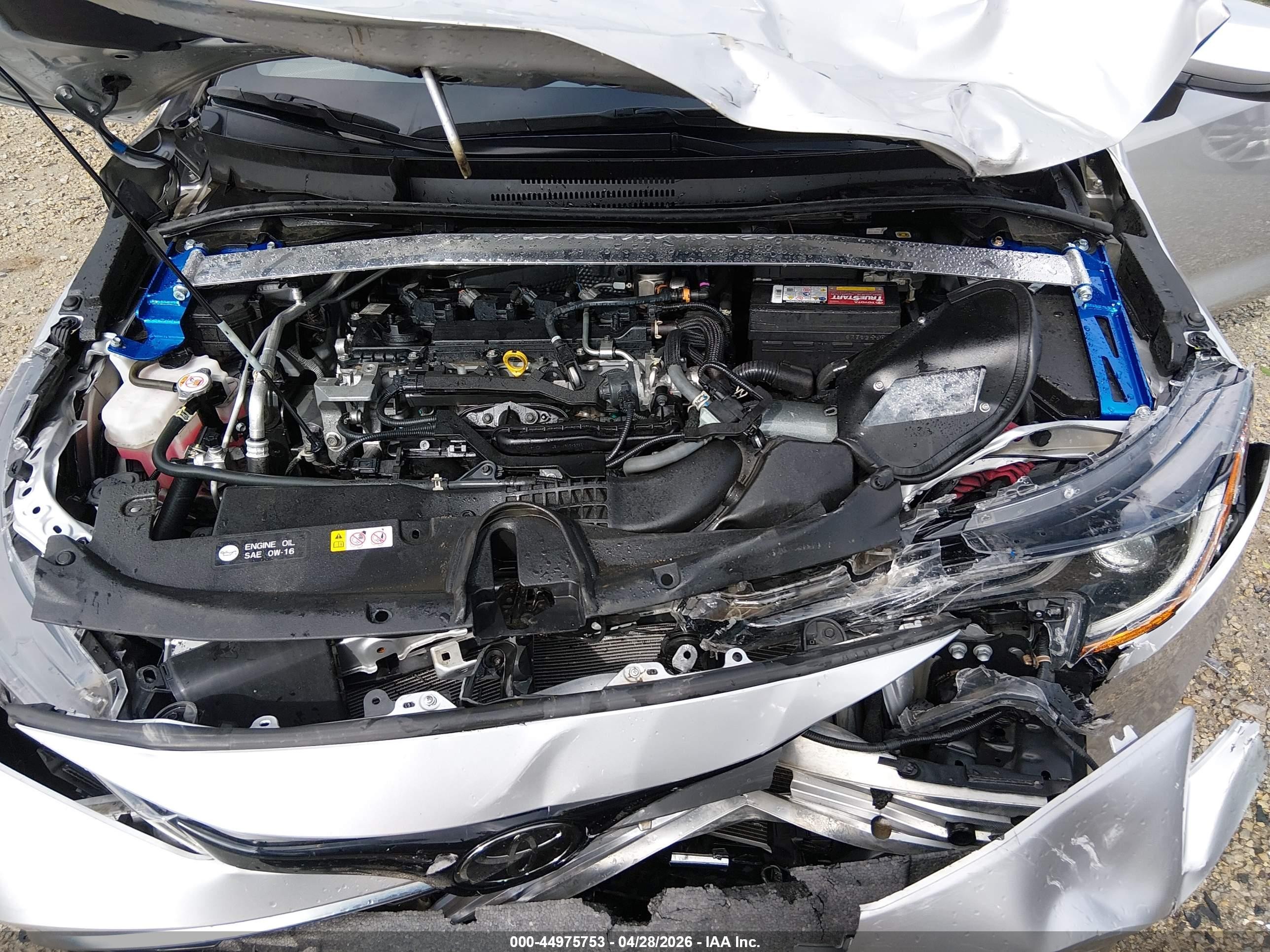2022 Toyota Corolla Xse Silver vin: JTNA4MBE4N3164233