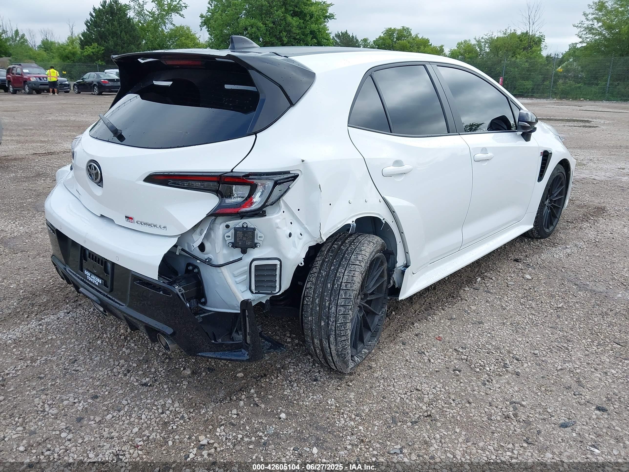 2025 Toyota Gr Corolla Premium Plus White vin: JTNABAAE2SA019172