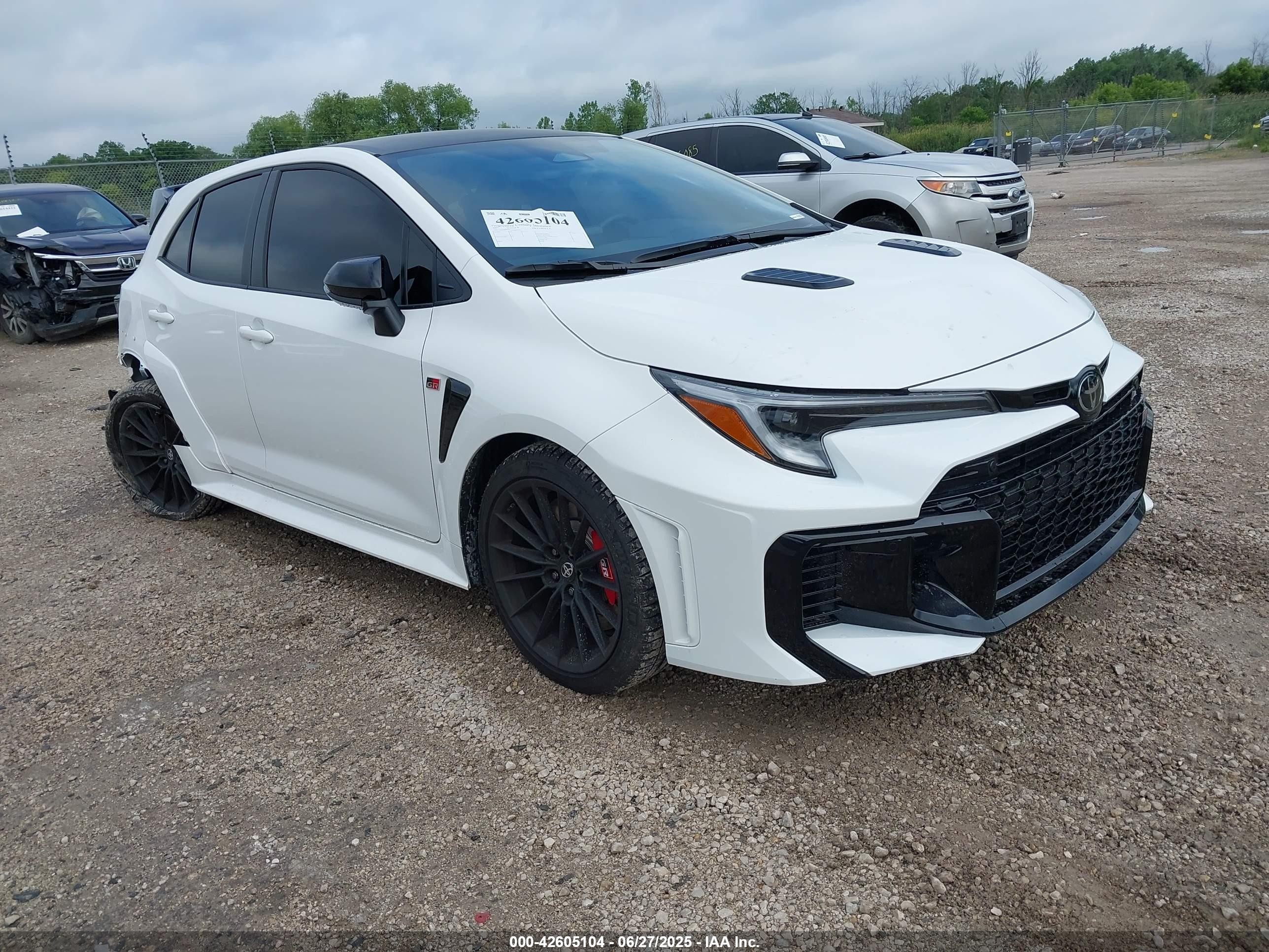 2025 Toyota Gr Corolla Premium Plus White vin: JTNABAAE2SA019172