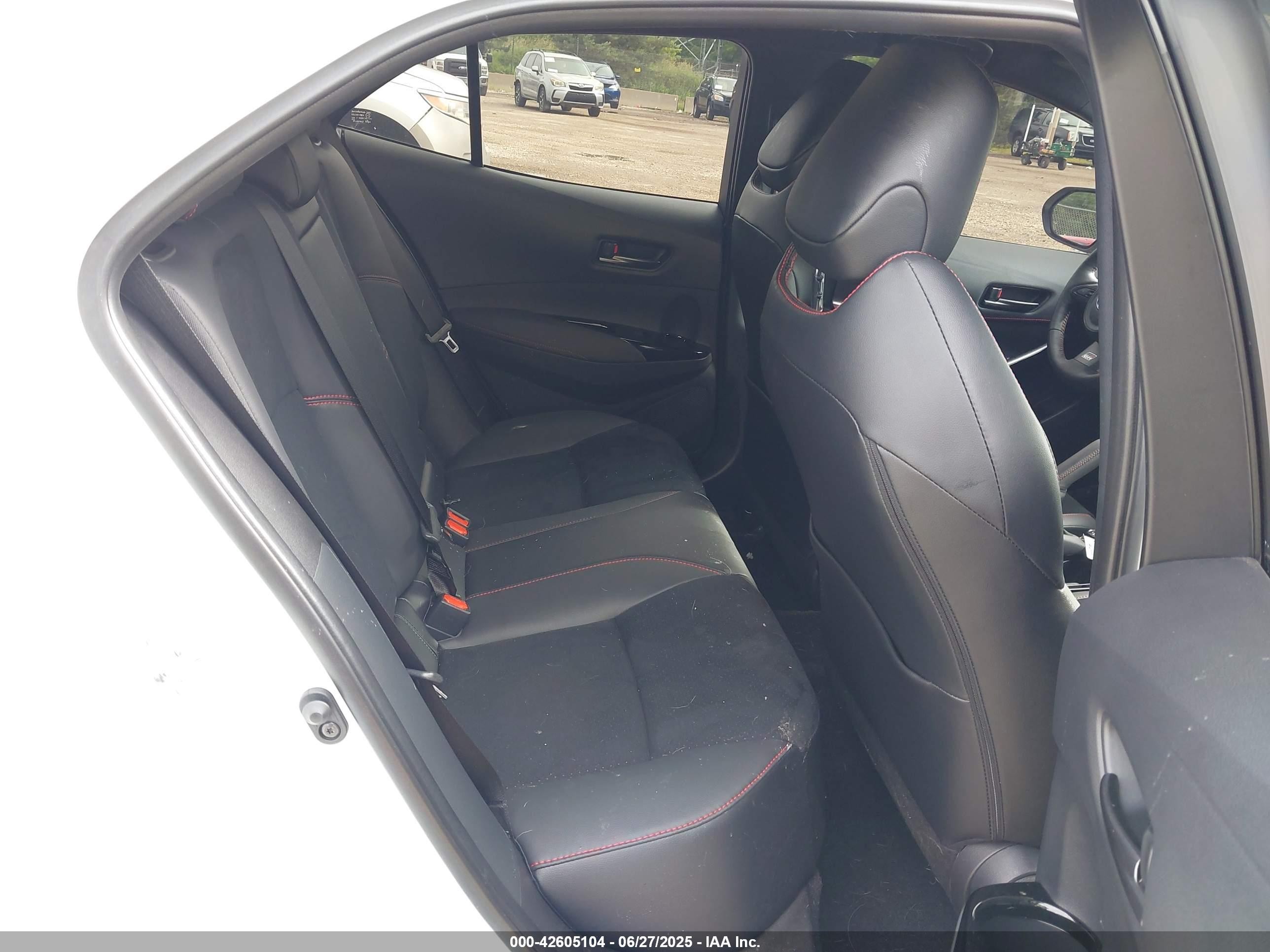 2025 Toyota Gr Corolla Premium Plus White vin: JTNABAAE2SA019172