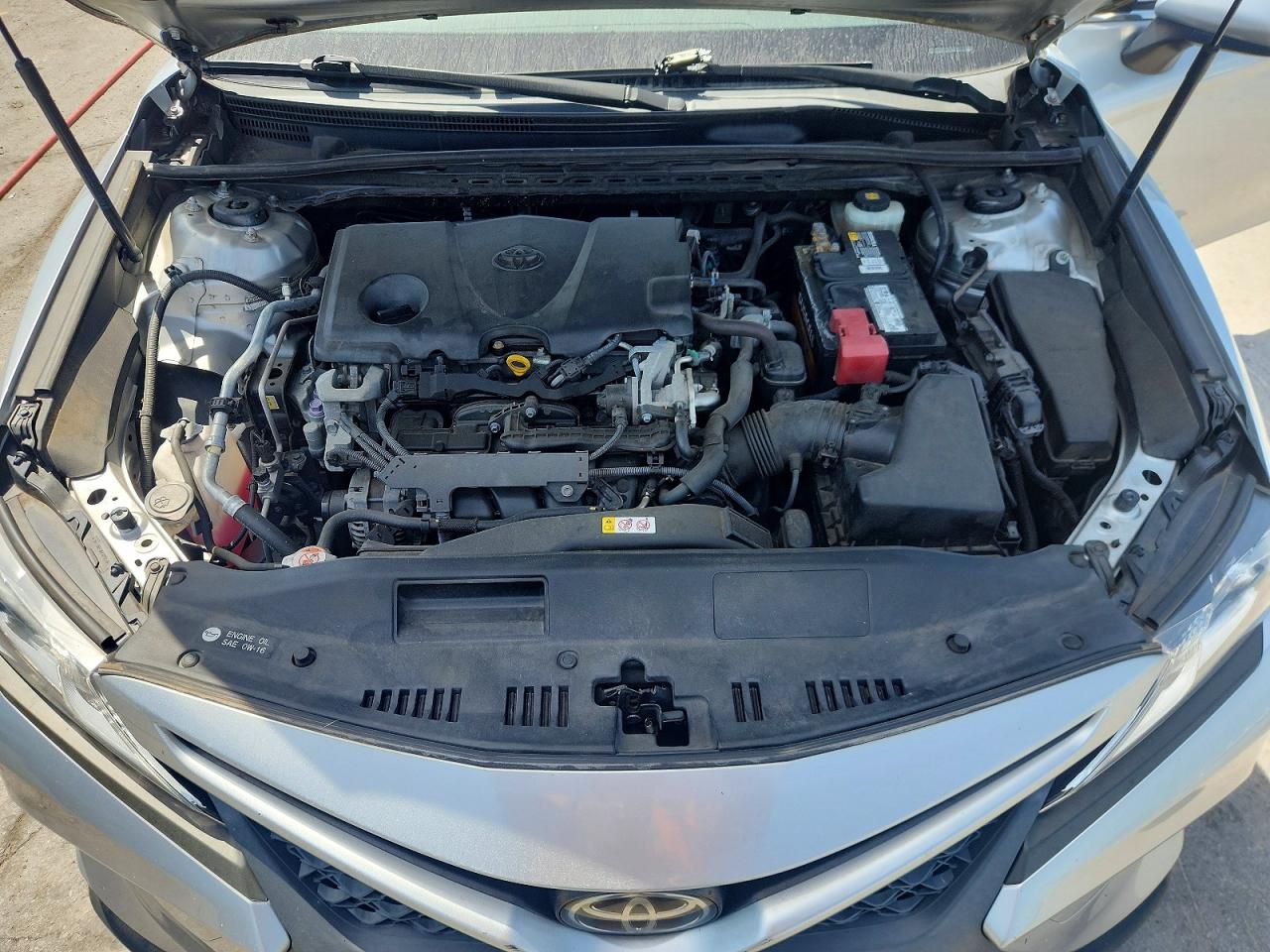 2018 Toyota Camry Se Silver vin: JTNB11HK4J3043575
