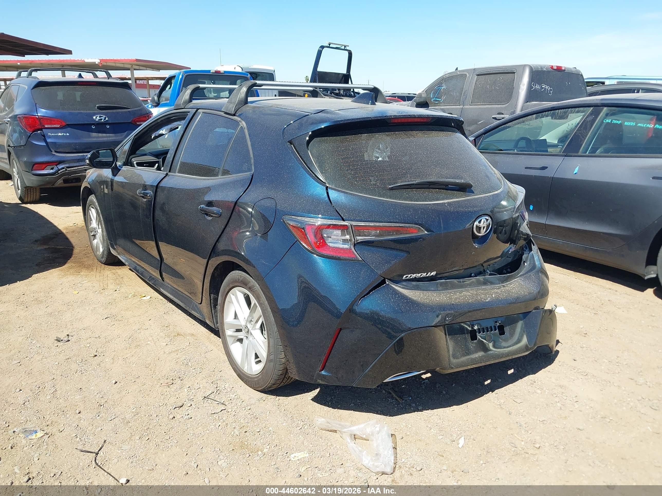 2021 Toyota Corolla Se Turquoise vin: JTNB4MBE7M3126076