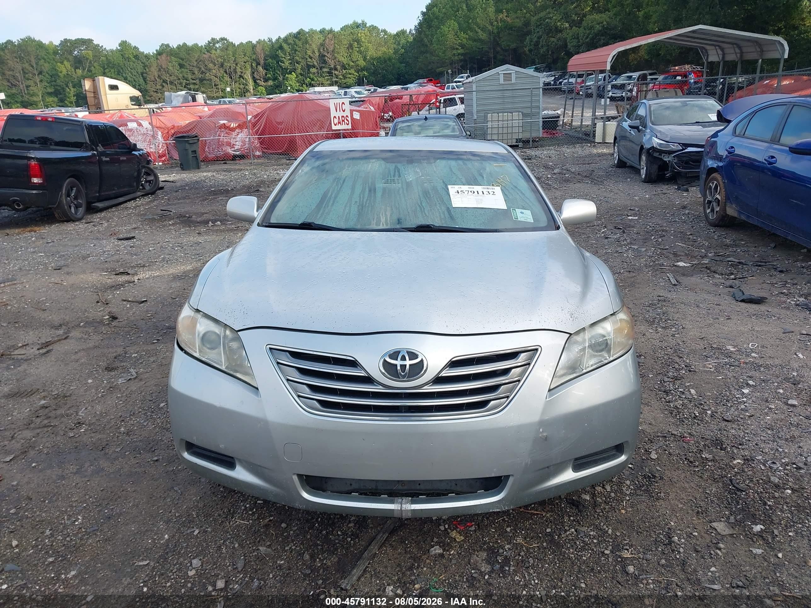 2007 Toyota Camry Hybrid   Silver vin: JTNBB46K073003147