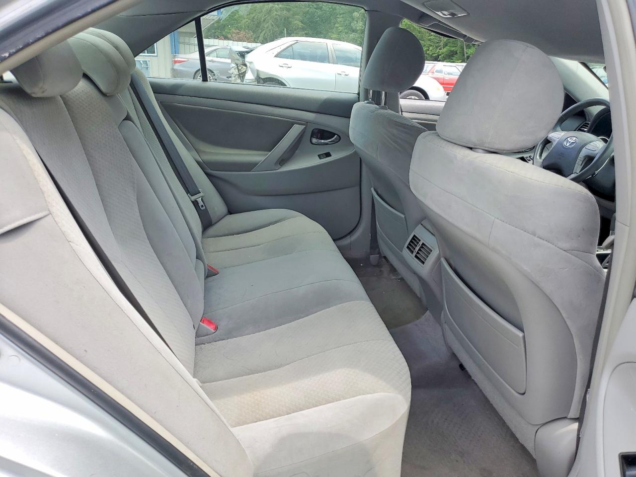 2007 Toyota Camry Hybrid Серебряный vin: JTNBB46K073011071