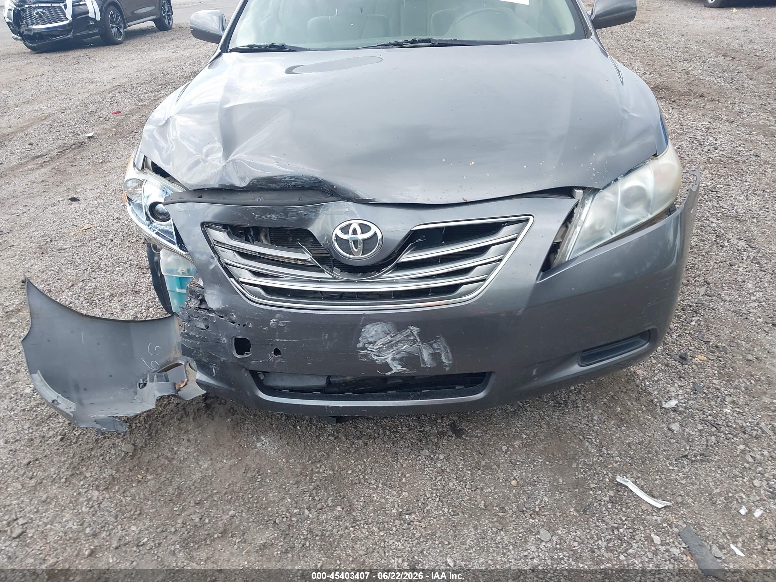2007 Toyota Camry Hybrid   Gray vin: JTNBB46K073032244