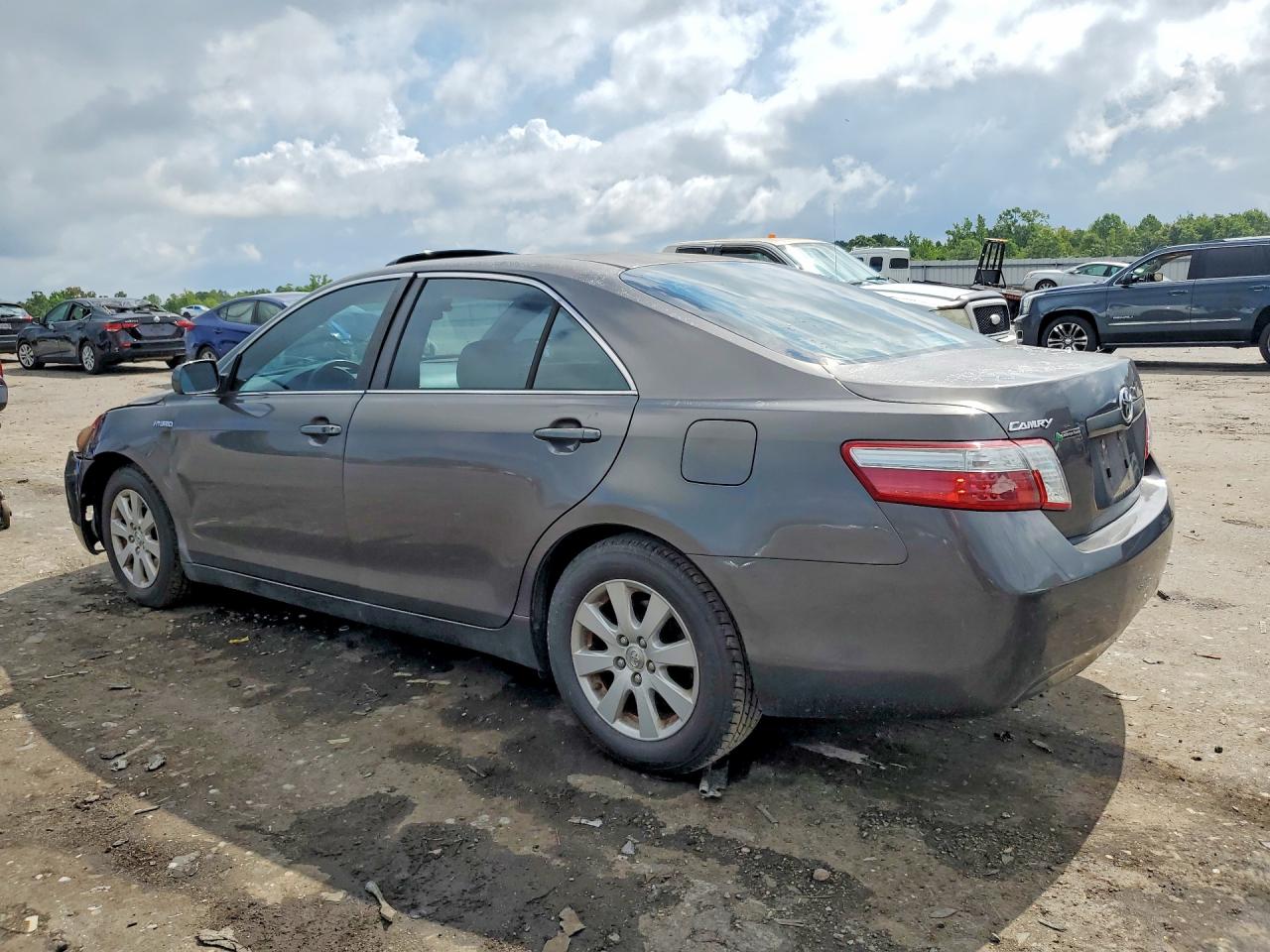 2007 Toyota Camry Hybrid Gray vin: JTNBB46K073037265