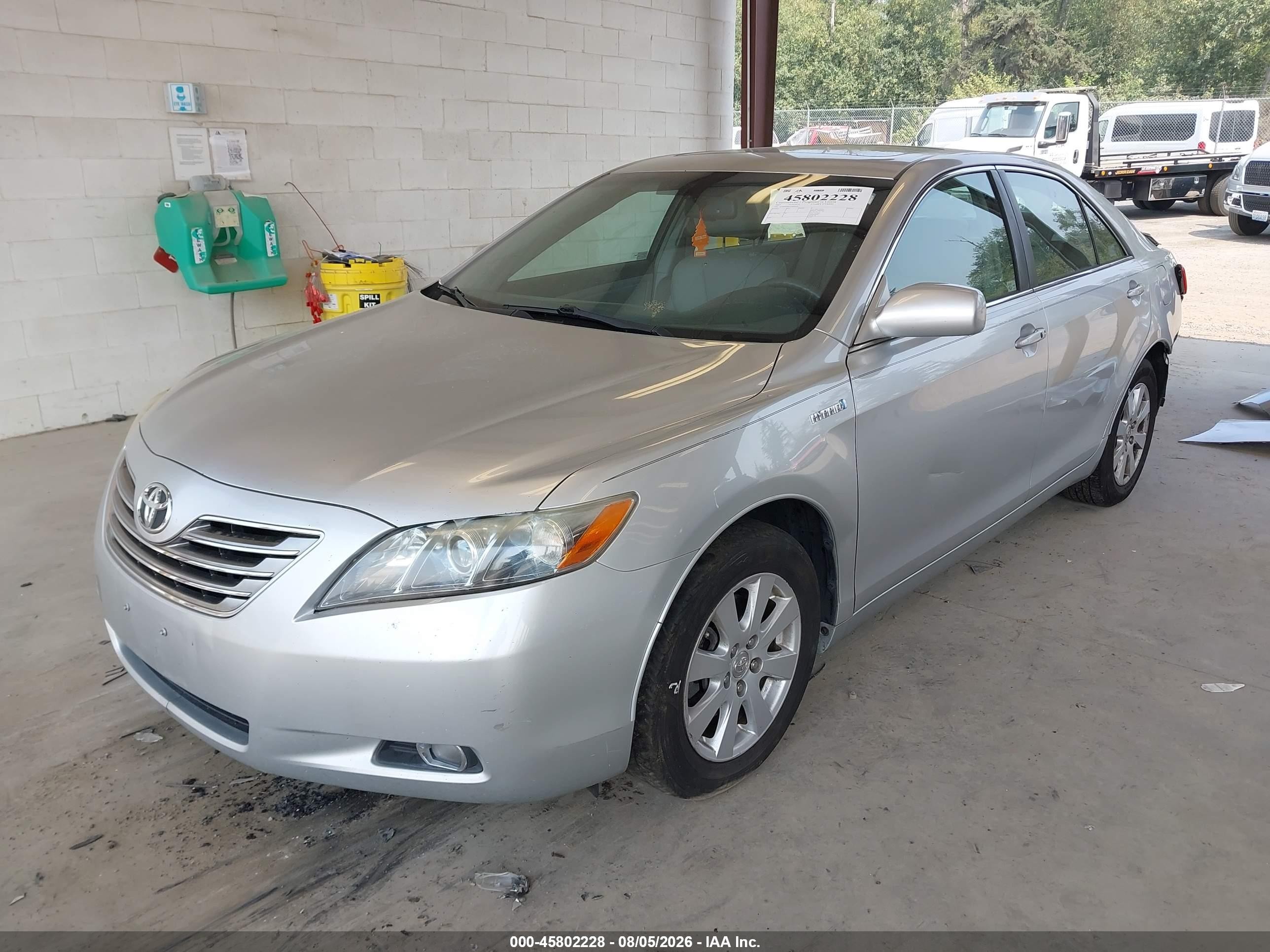 2007 Toyota Camry Hybrid Silver vin: JTNBB46K073044555