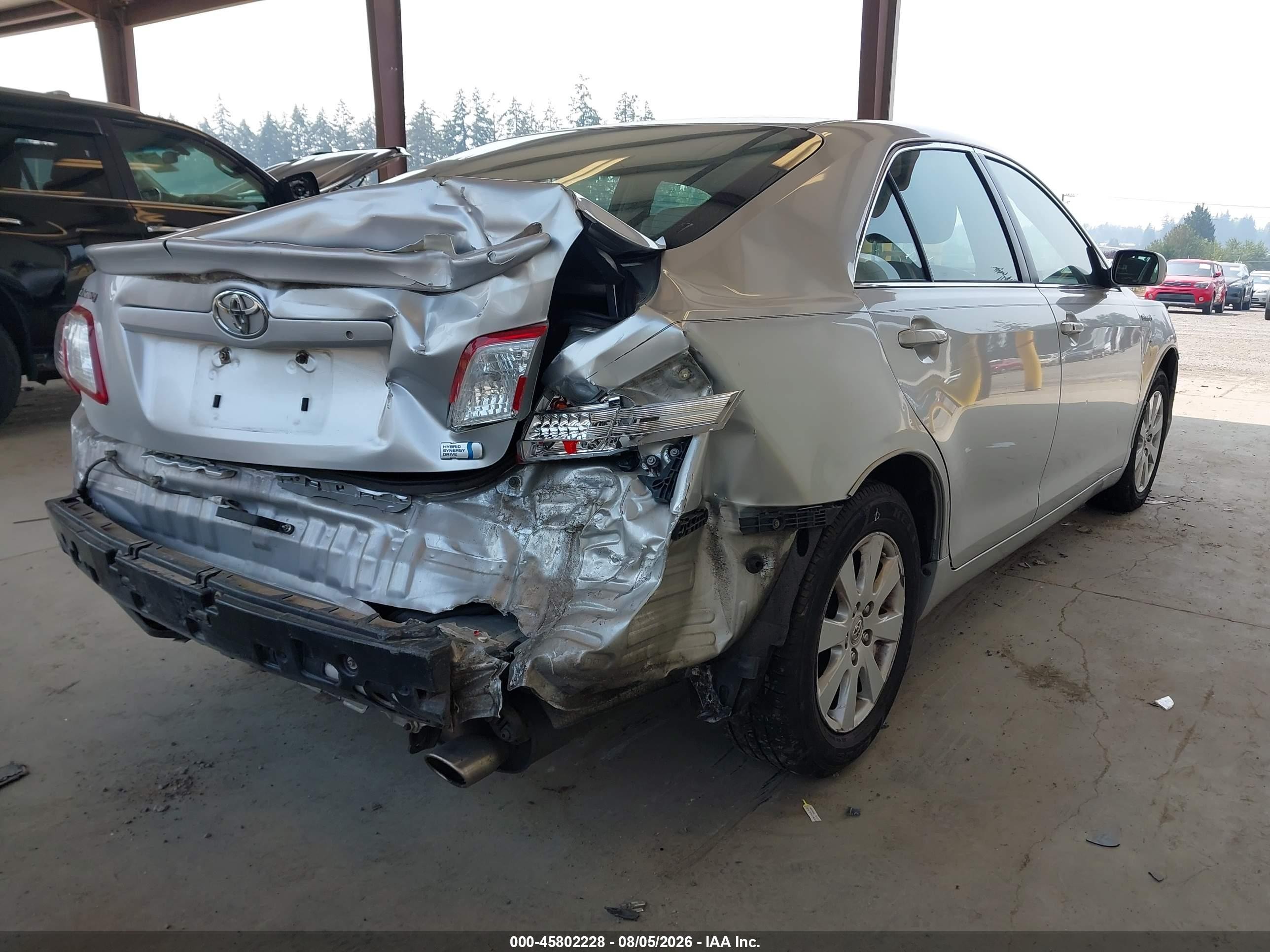 2007 Toyota Camry Hybrid Silver vin: JTNBB46K073044555