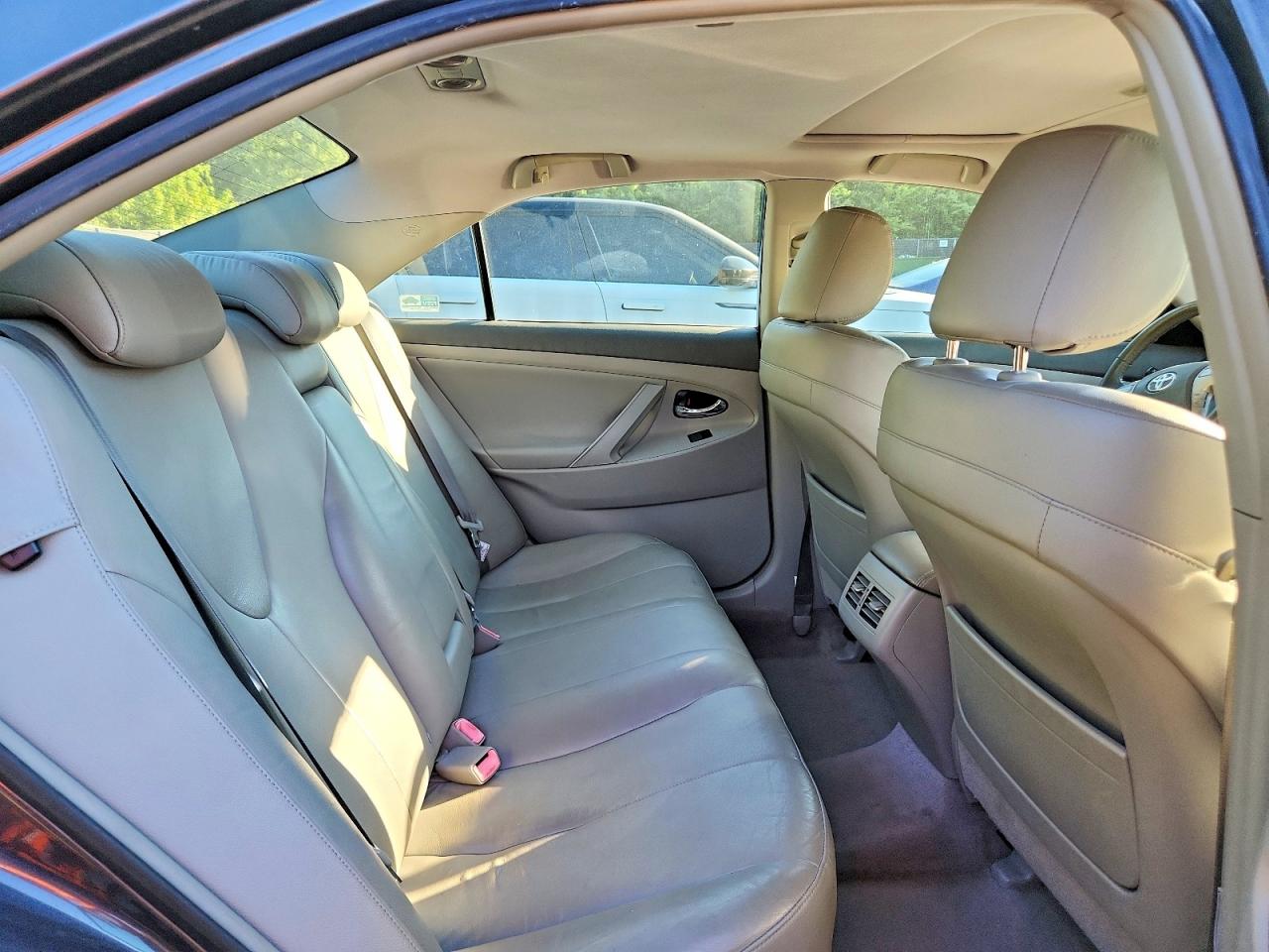 2008 Toyota Camry Hybrid Gray vin: JTNBB46K083044928